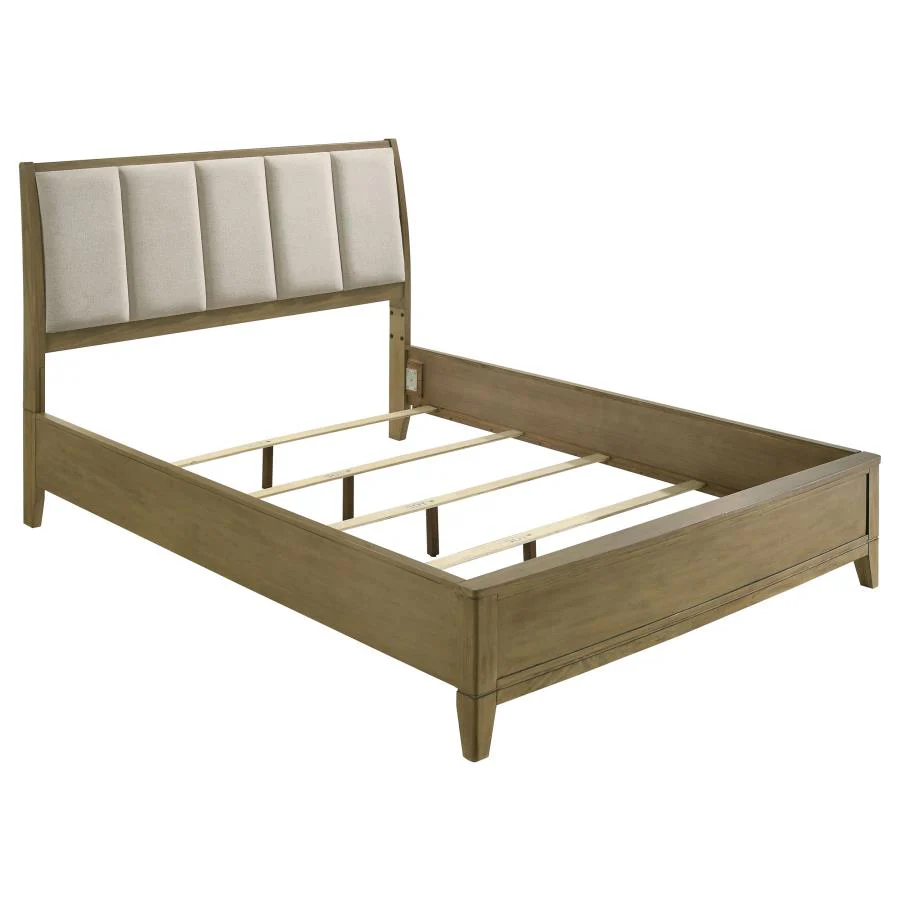 Granada Natural Pine 4-Piece Queen Bedroom Set - Image 3