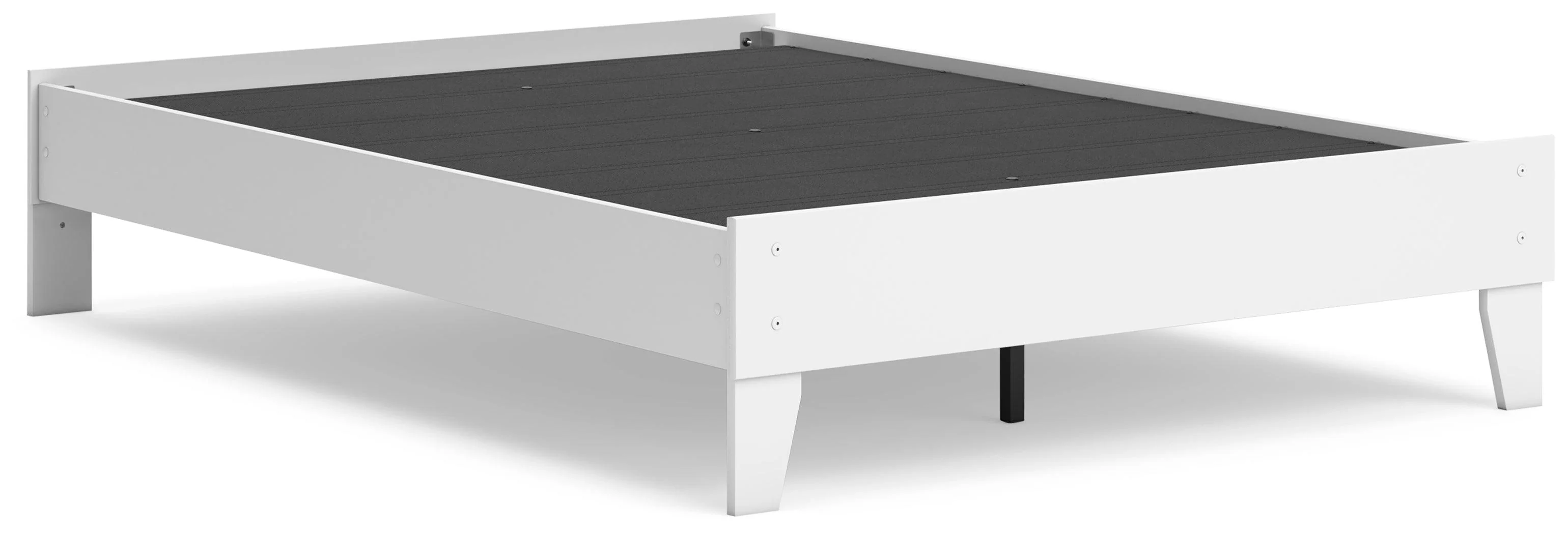 Hallityn White Full Platform Bed - Image 2