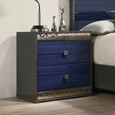 Hartlepool Ash Gray/Indigo Blue 5-Piece Queen Bedroom Set - Image 3