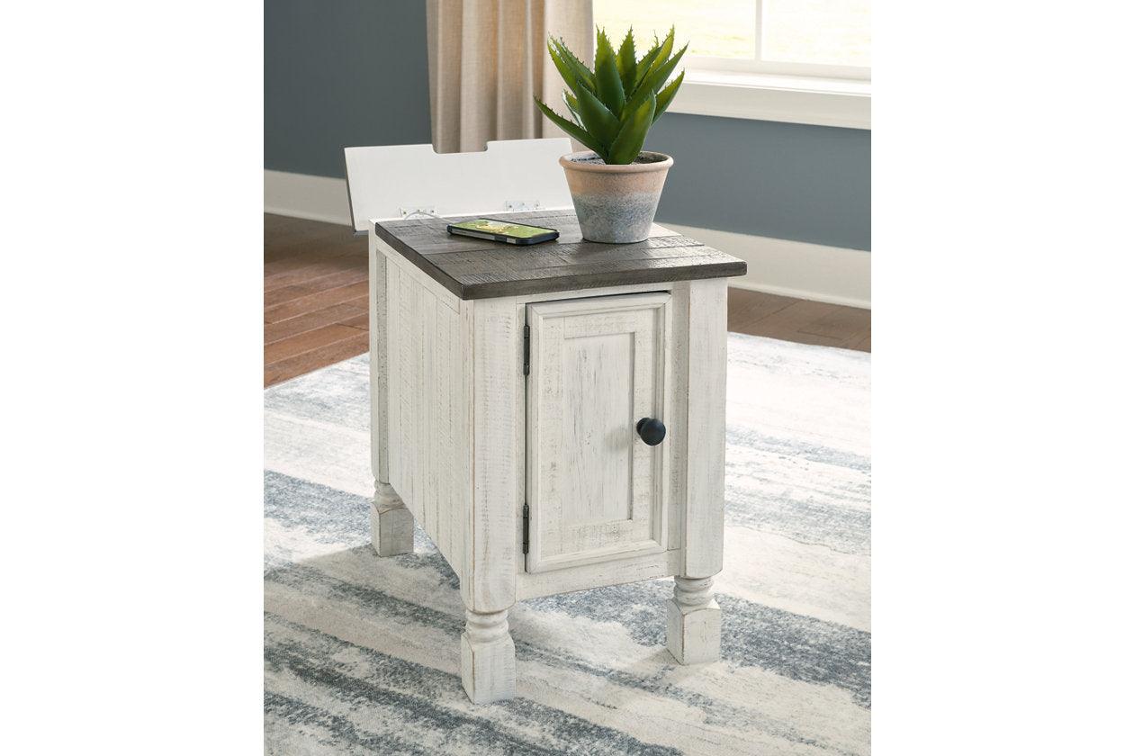Havalance White/Gray Chairside End Table - Image 6