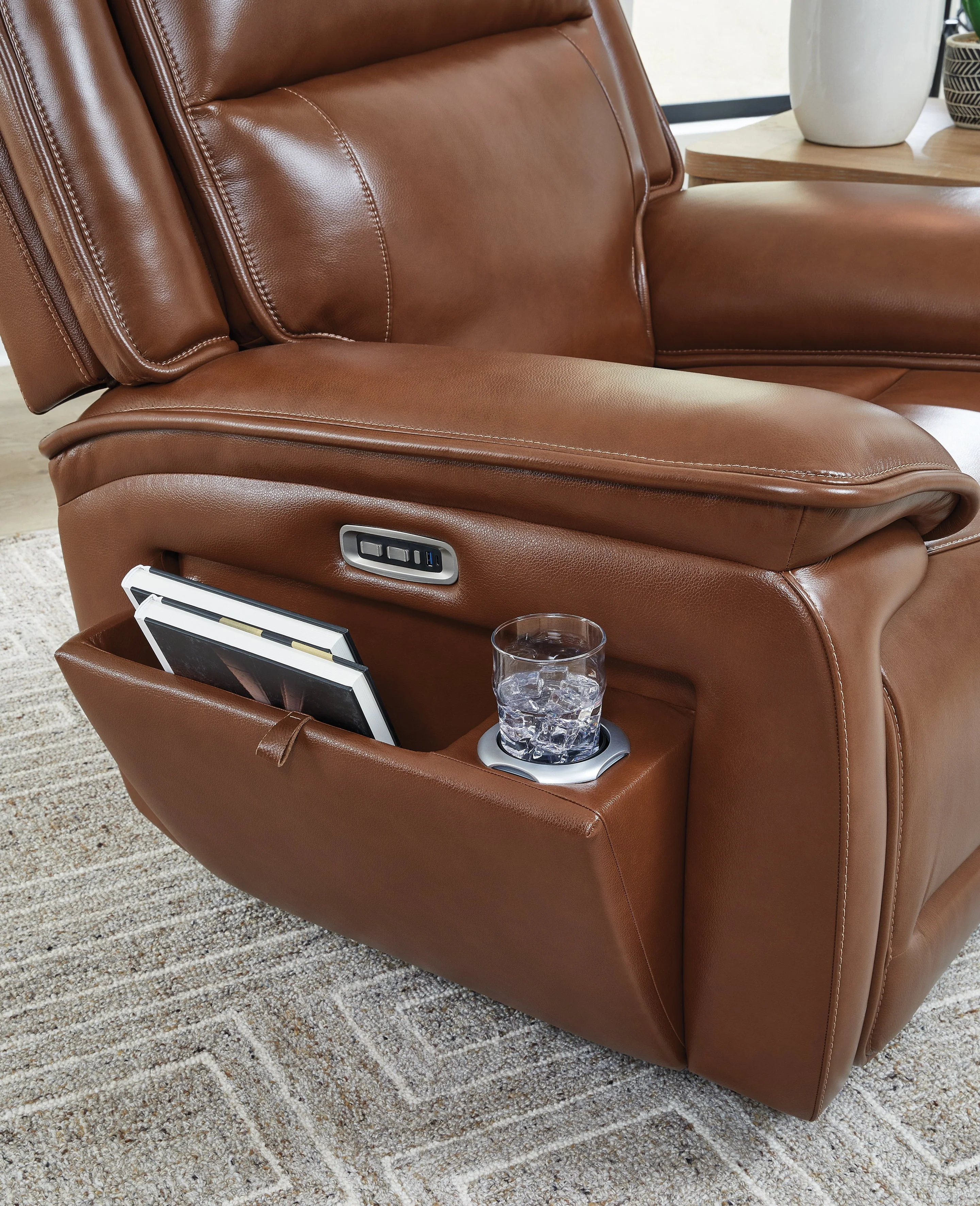 Healy Pier PWR Recliner/ADJ Headrest - Image 6