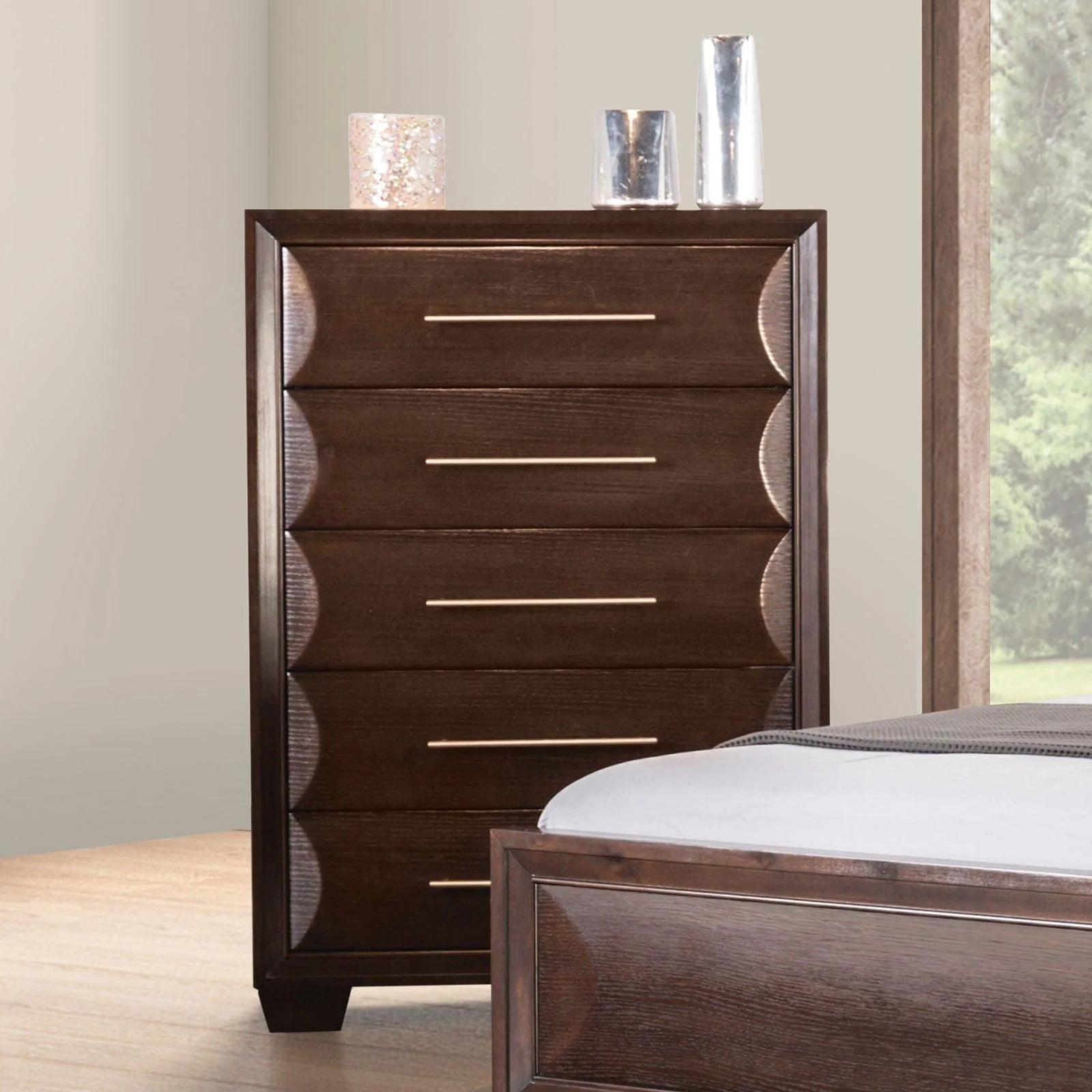 Hinwitz Espresso Chest