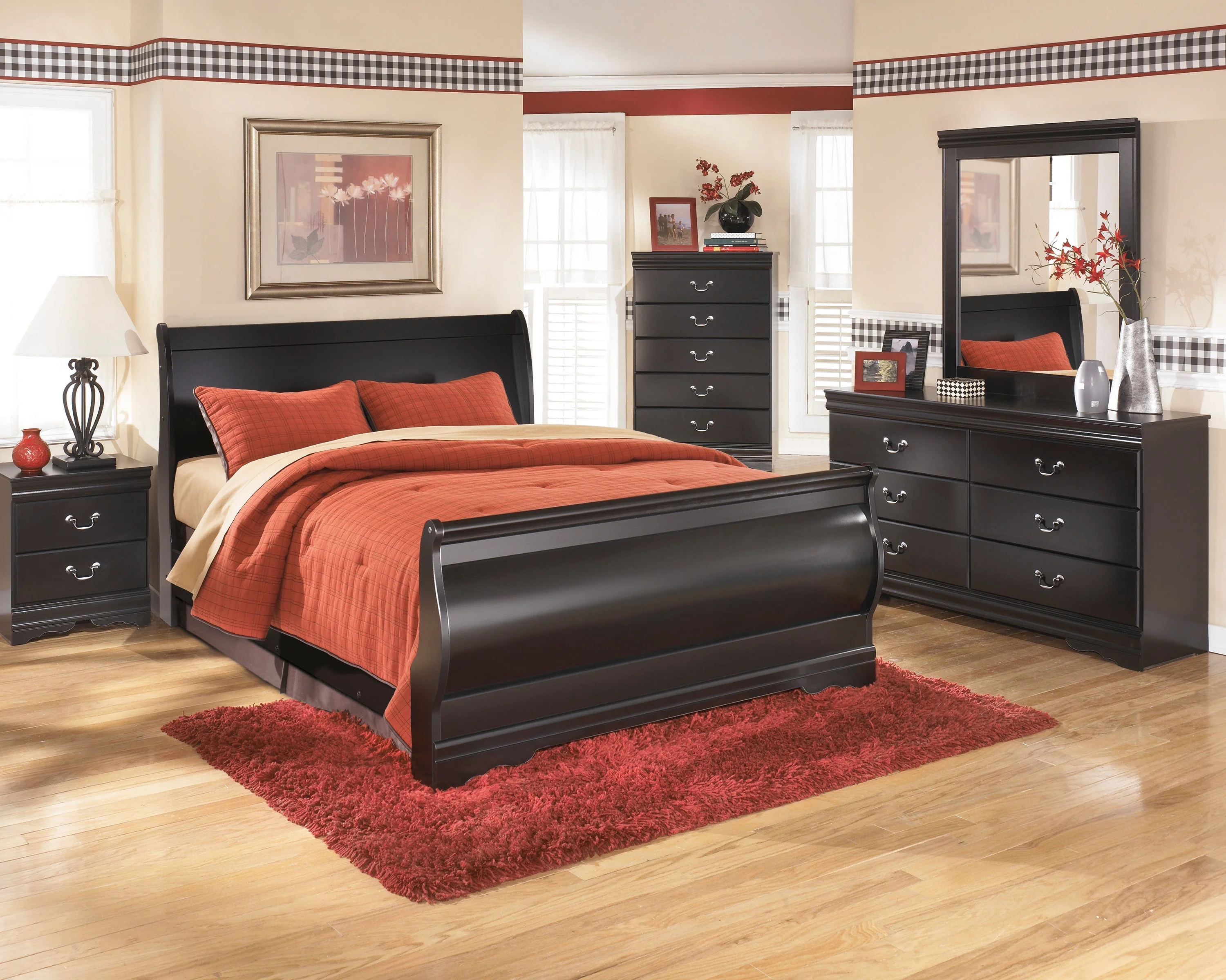 Huey Vineyard Black Sleigh Bedroom Set - Image 3