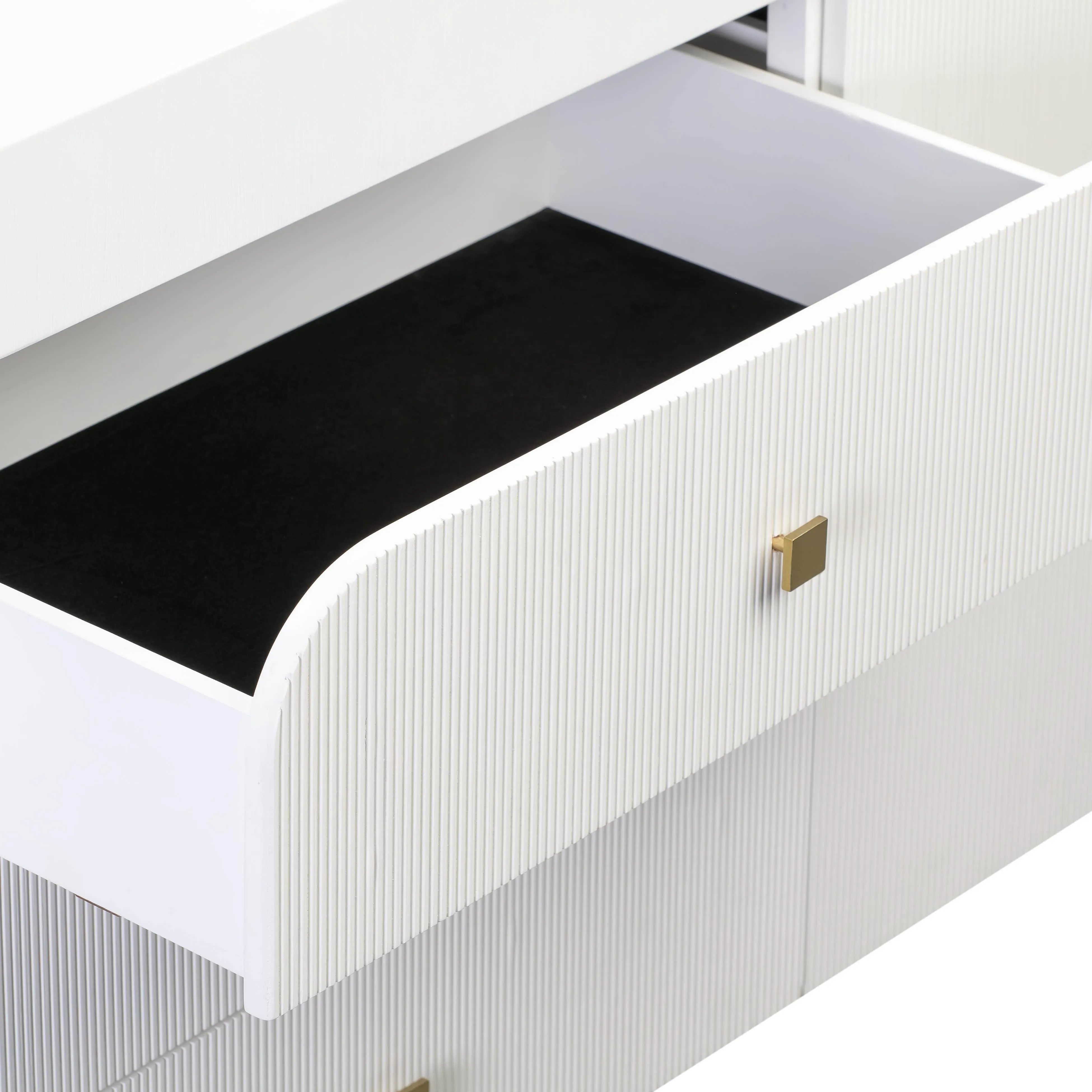 Hump 6 Drawer Dresser - Image 6