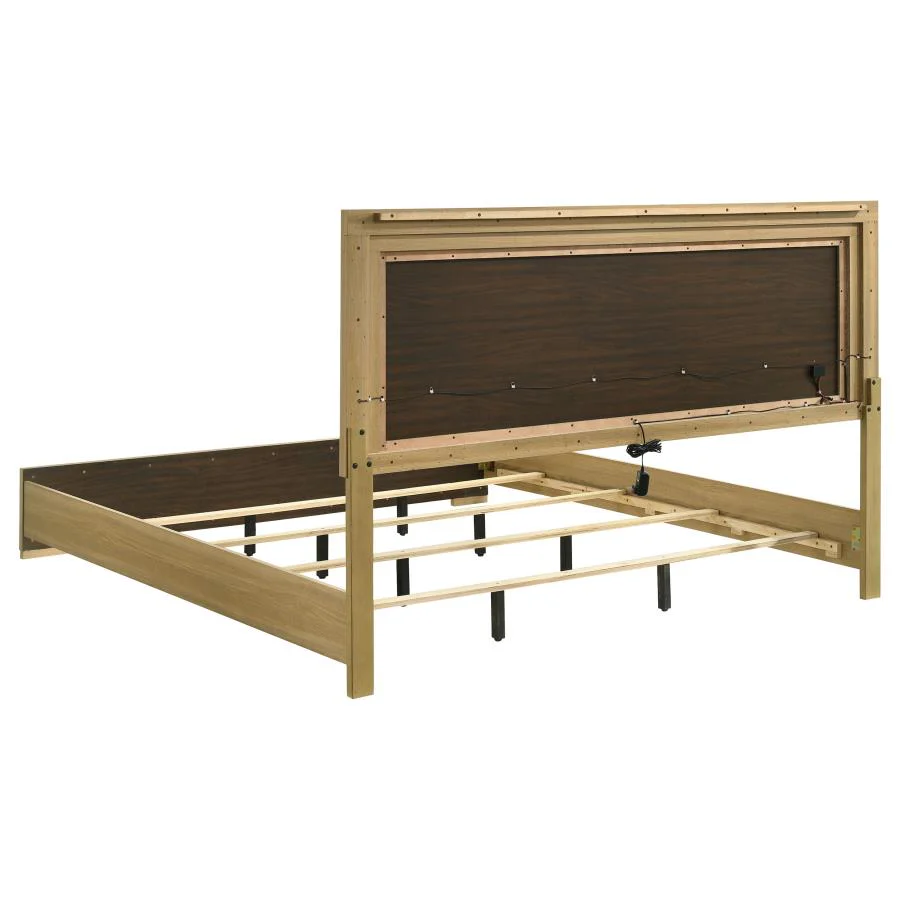 Hyland Natural 5-Piece Eastern King Bedroom Set - Image 4