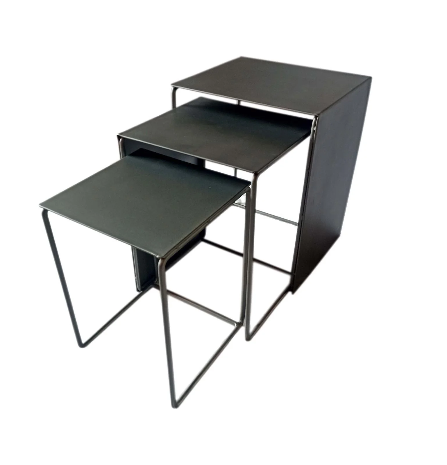 Imez Gray 3-piece Rectangular Metal Nesting Table - Image 2