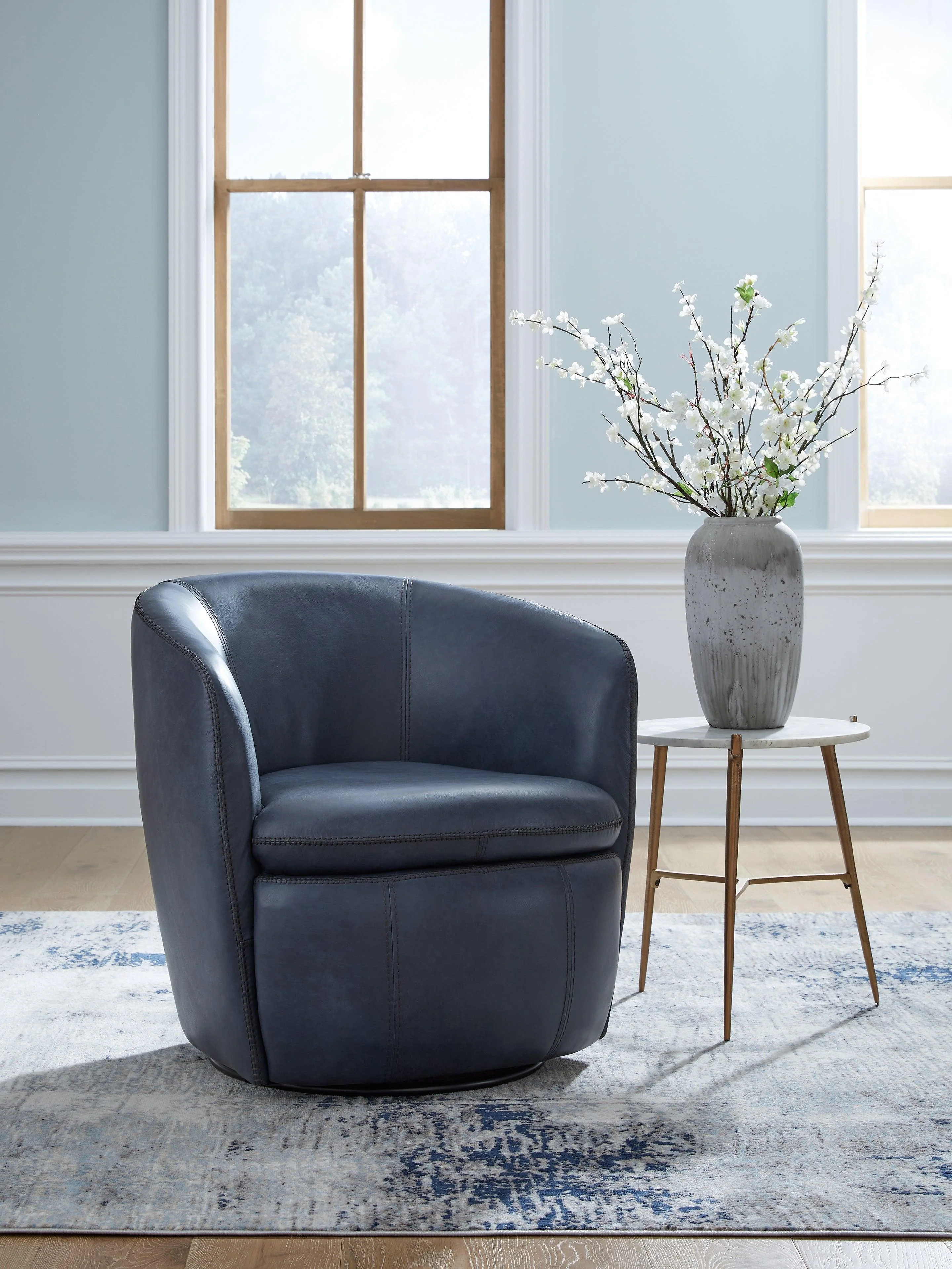 Kierreys Ocean Swivel Chair