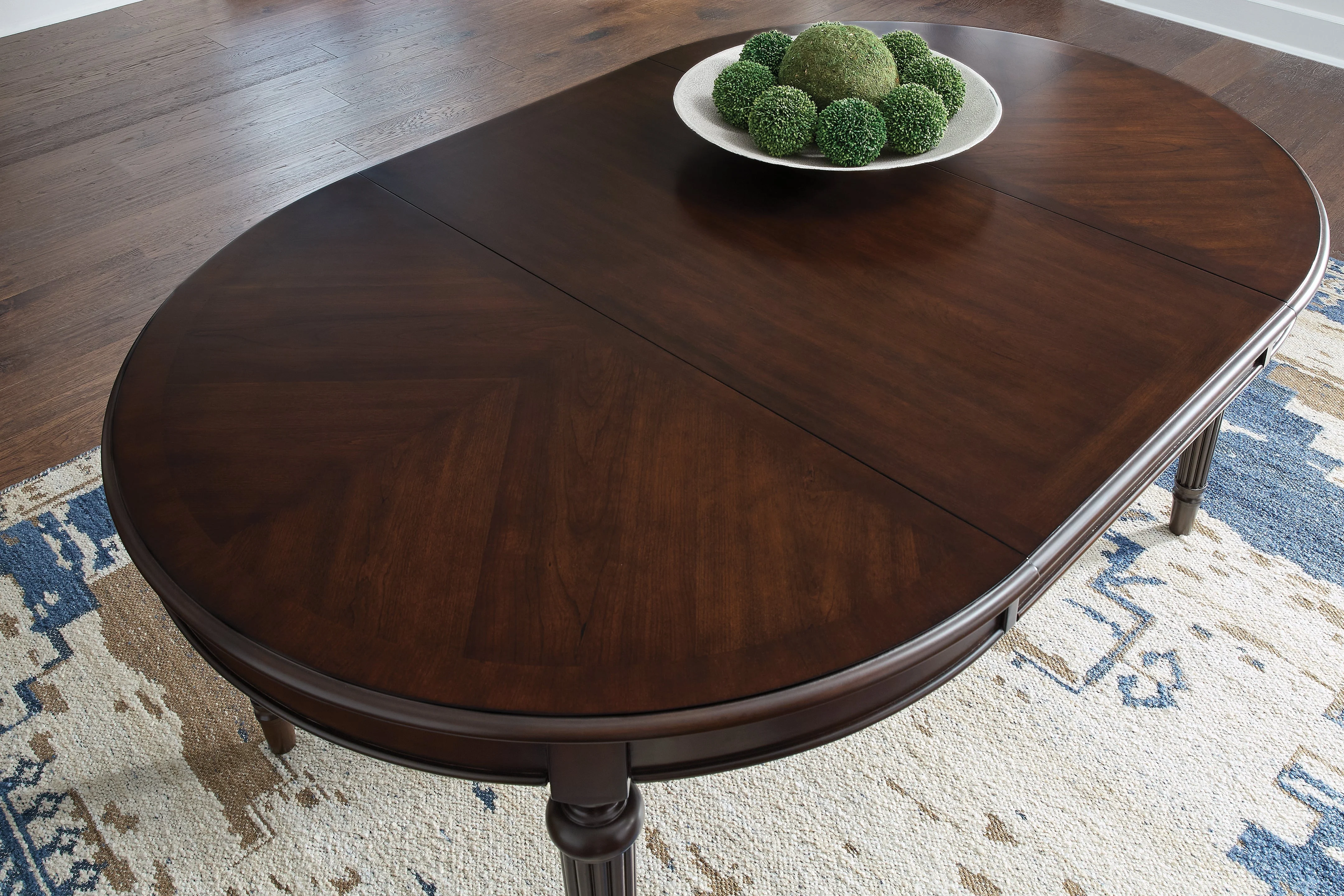Lavinton Brown Extension Dining Table and 4 Chairs - Image 15