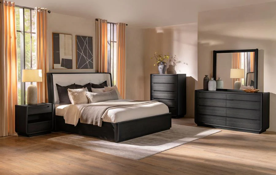 Leandro Burnished Black 5-piece Eastern King Bedroom Set