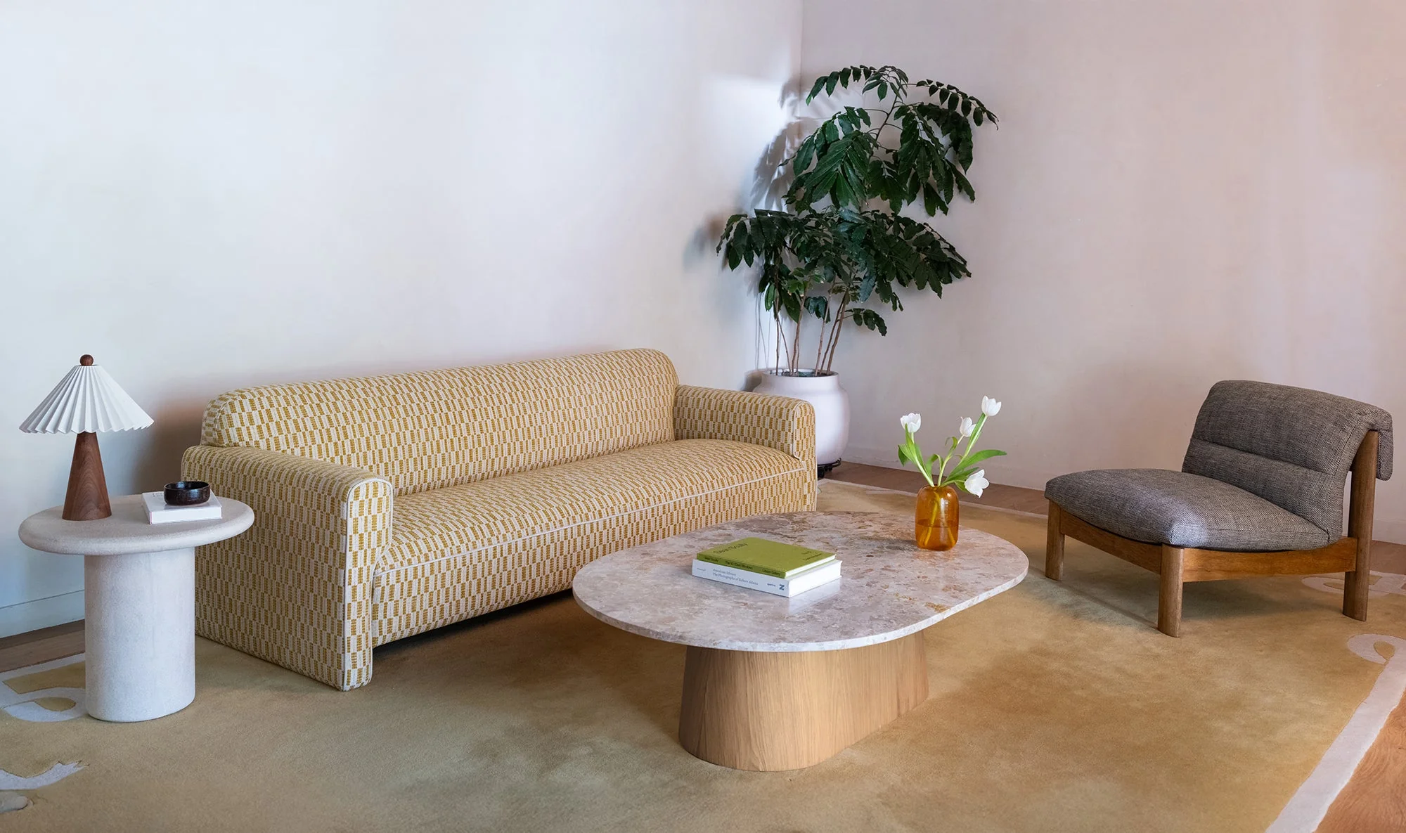 Leo Sofa Chartreuse - Image 3