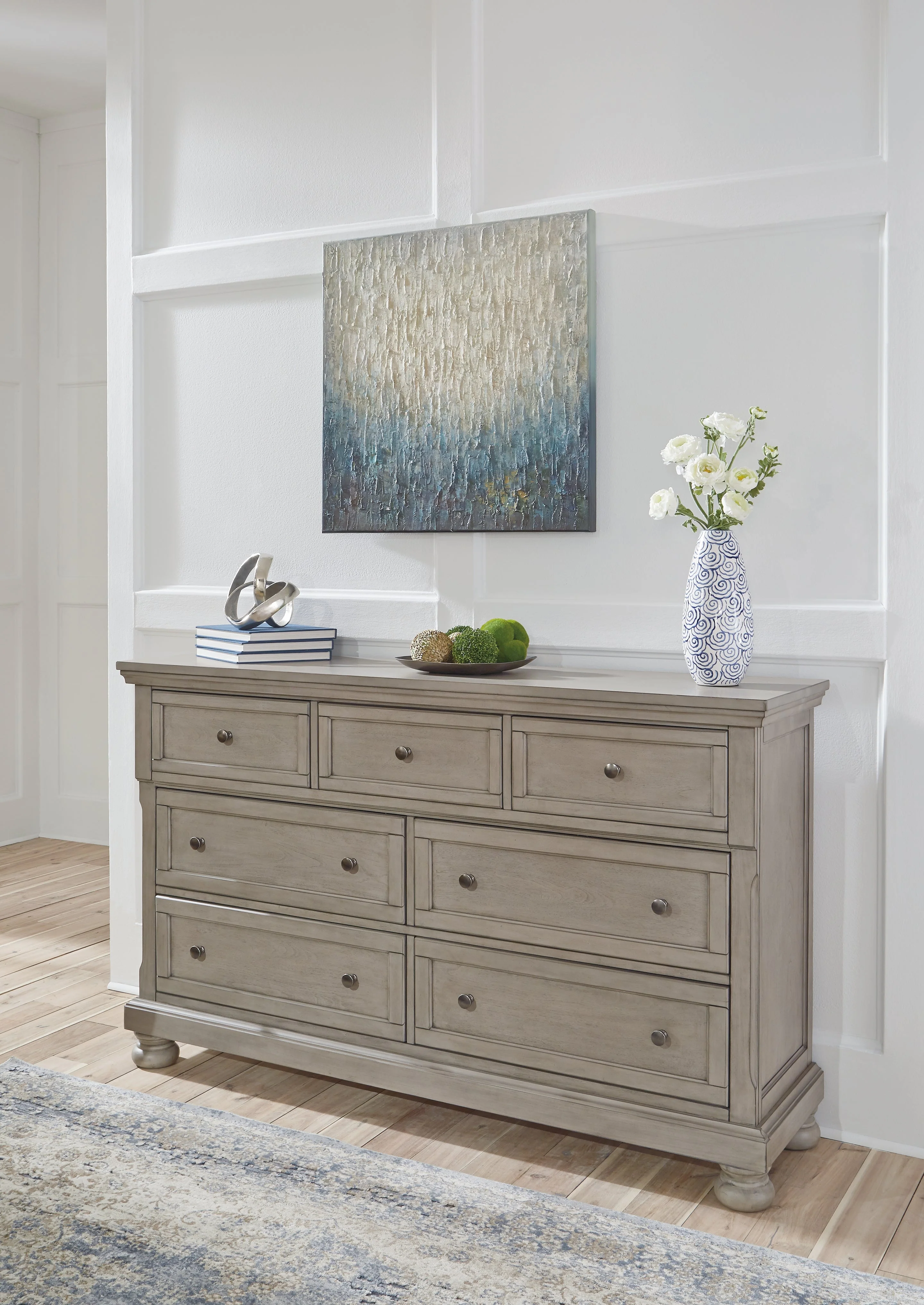 Lettner Light Gray Panel Bedroom Set - Image 15