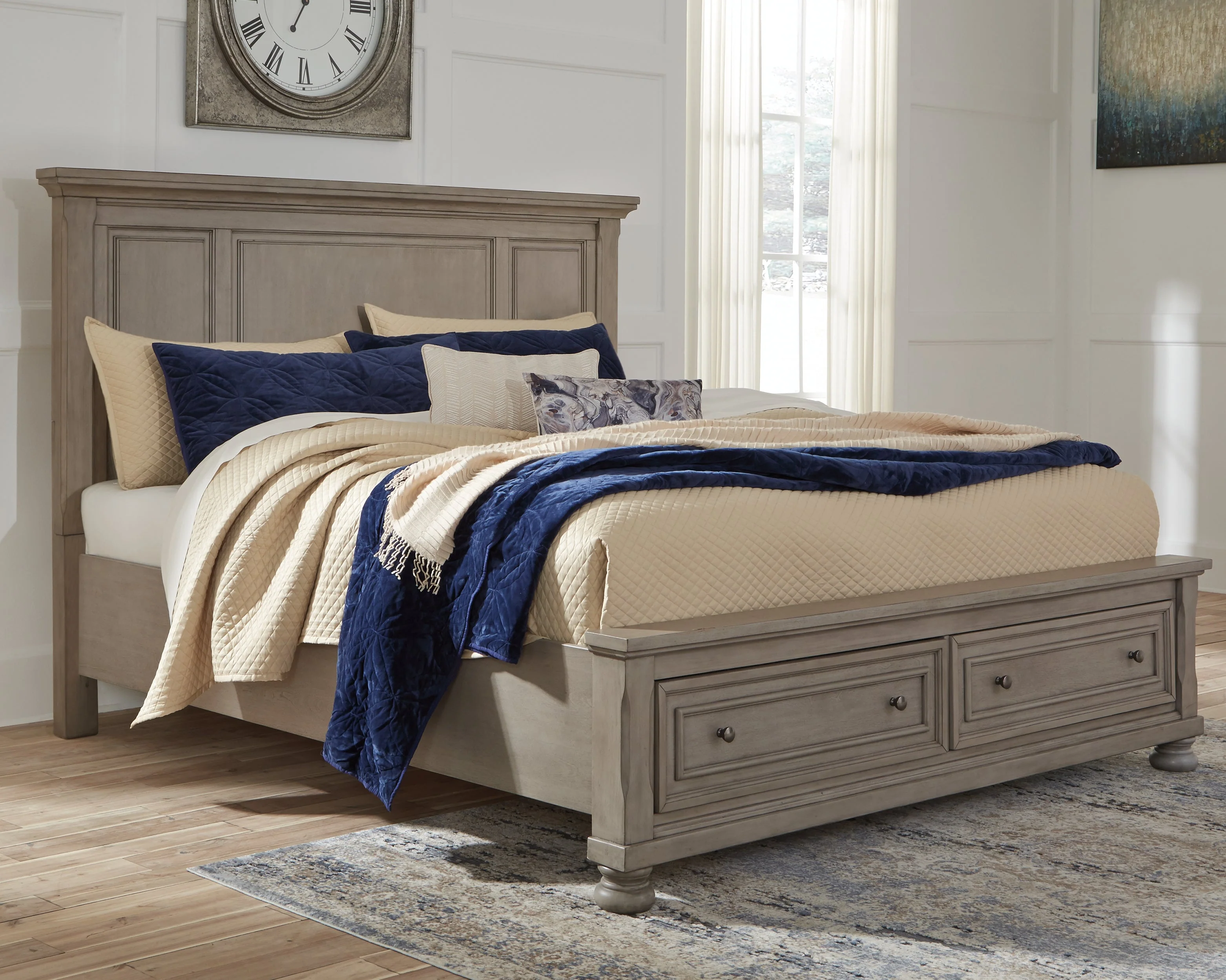 Lettner Light Gray Storage Platform Bedroom Set - Image 13