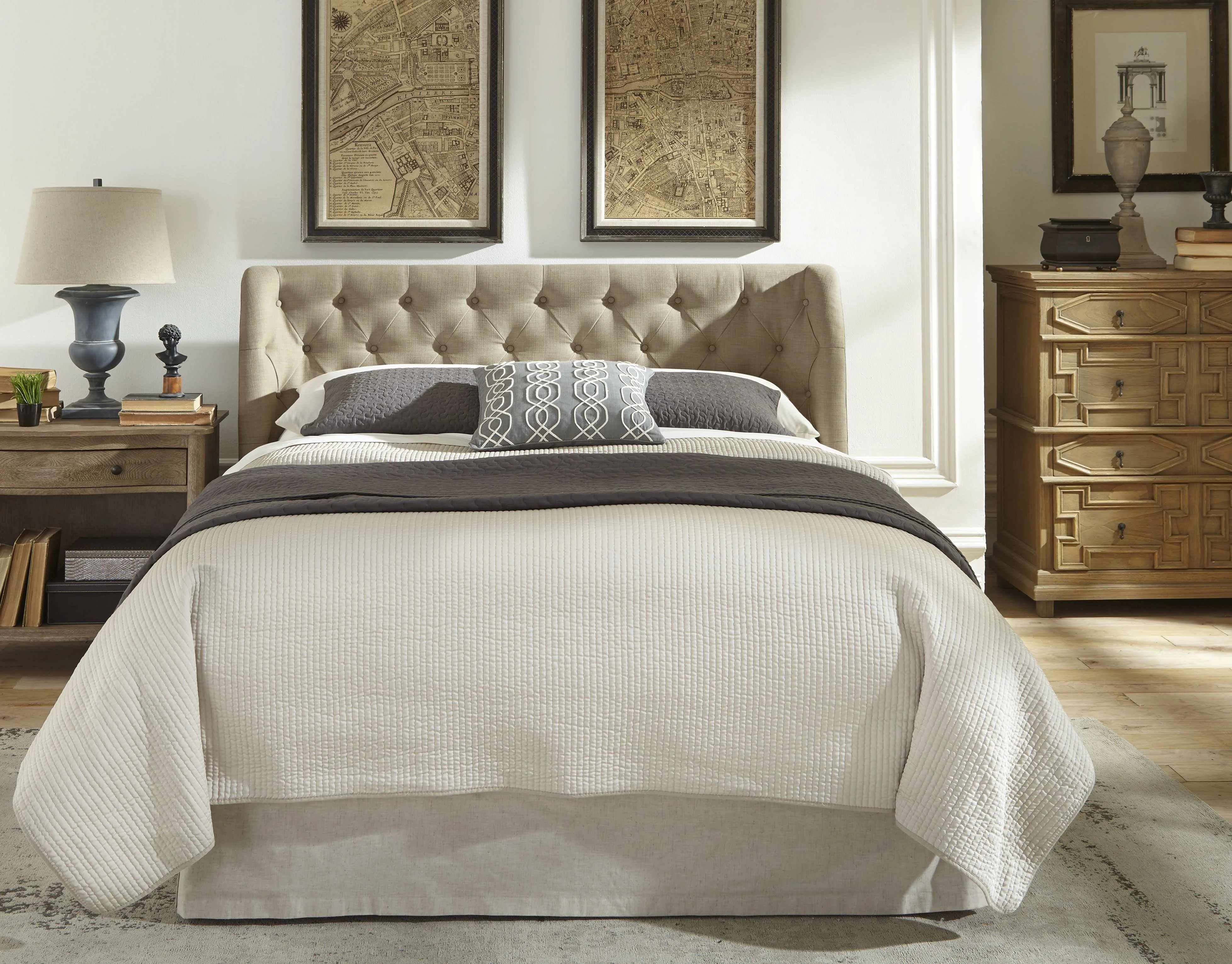 Levi Tufted Footboard Storage Bed in Toast Linen - Image 2