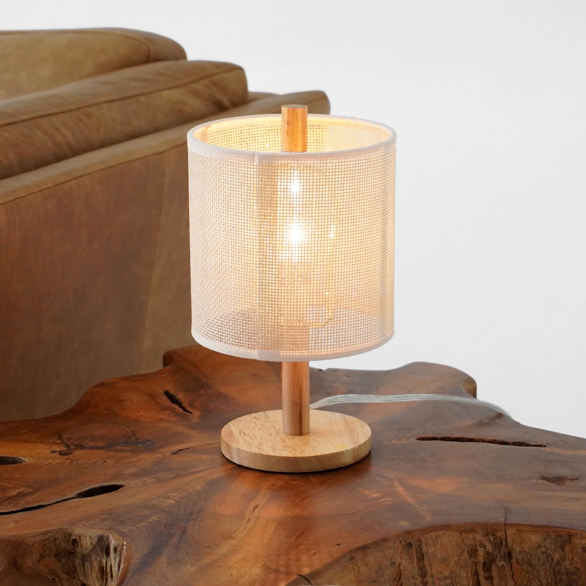 Levio Table Lamp, Natural Oak Wooden Base with Linen Shade - Image 4