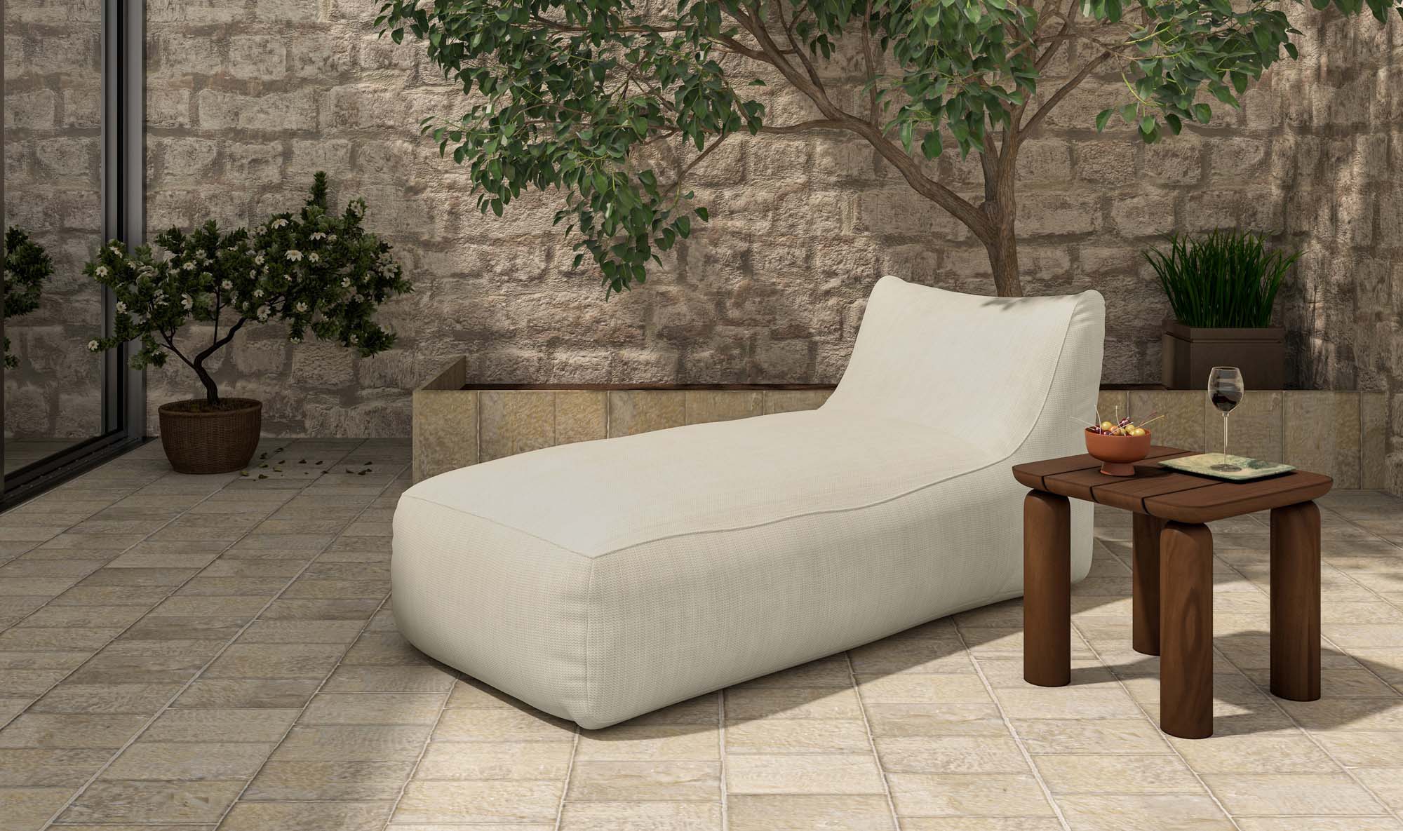 Lirio Outdoor Chaise Cream - Image 4