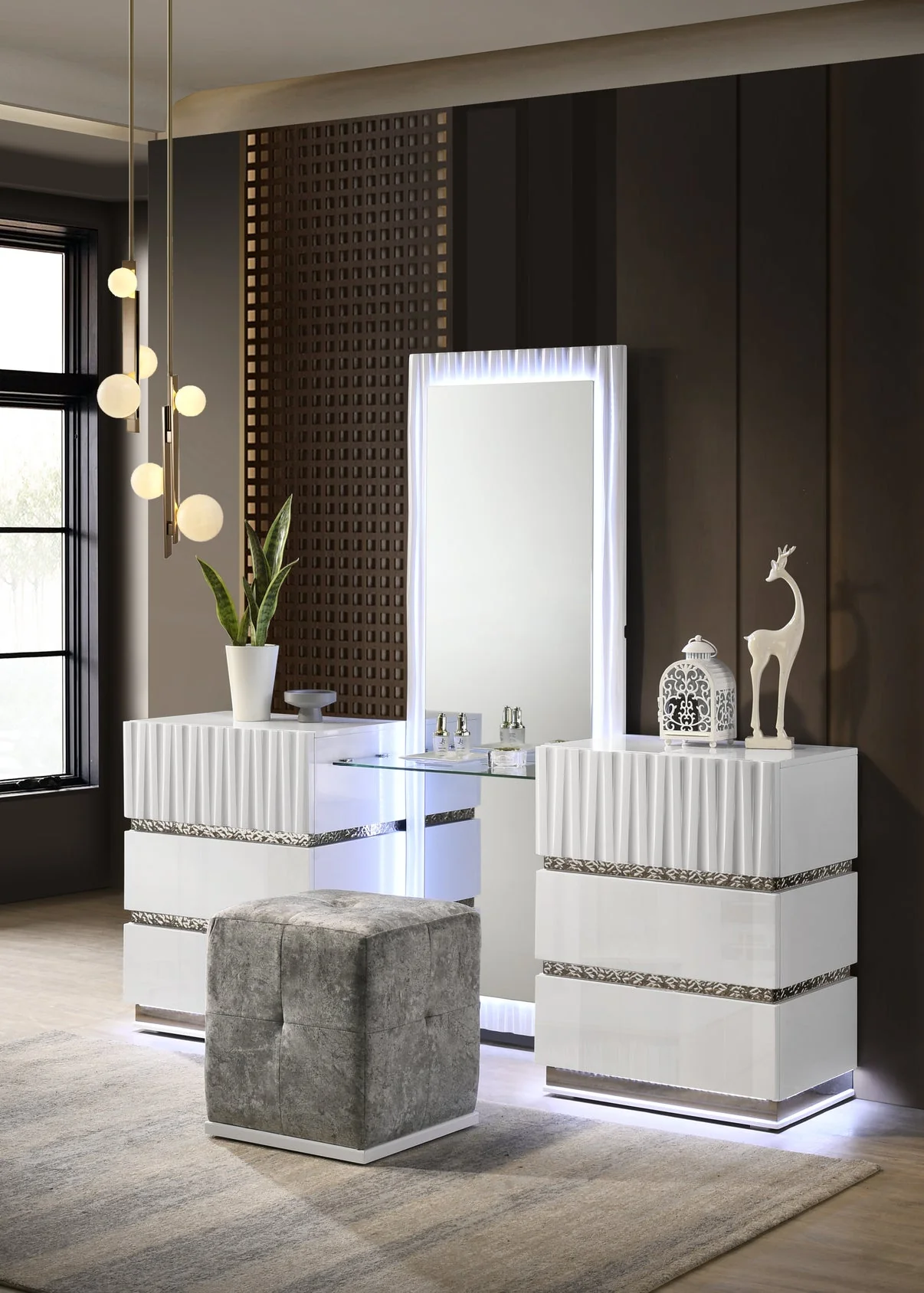 Lisbon White Vanity Set - Image 5