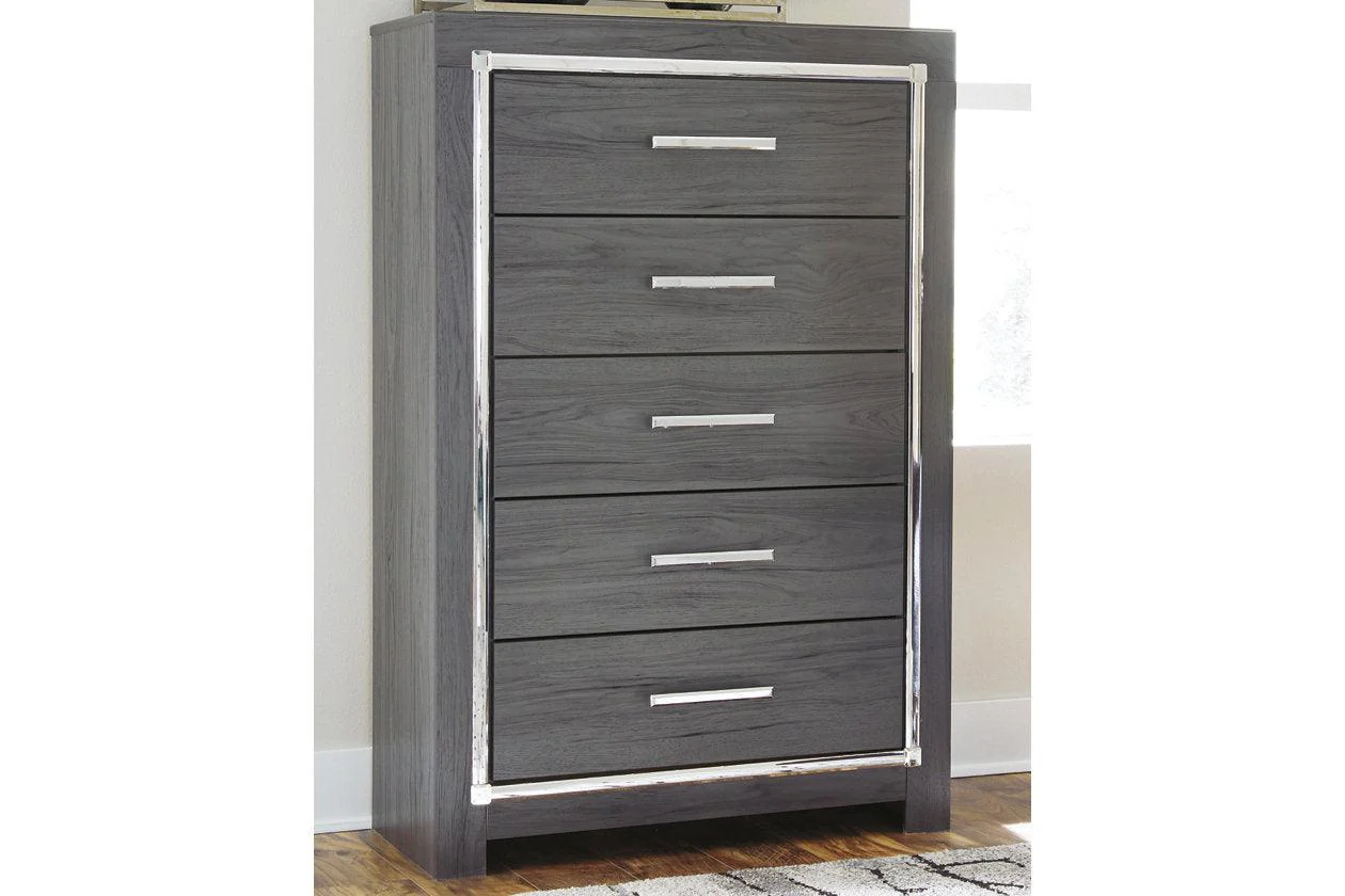 Lodanna Gray Chest of Drawers - Image 6