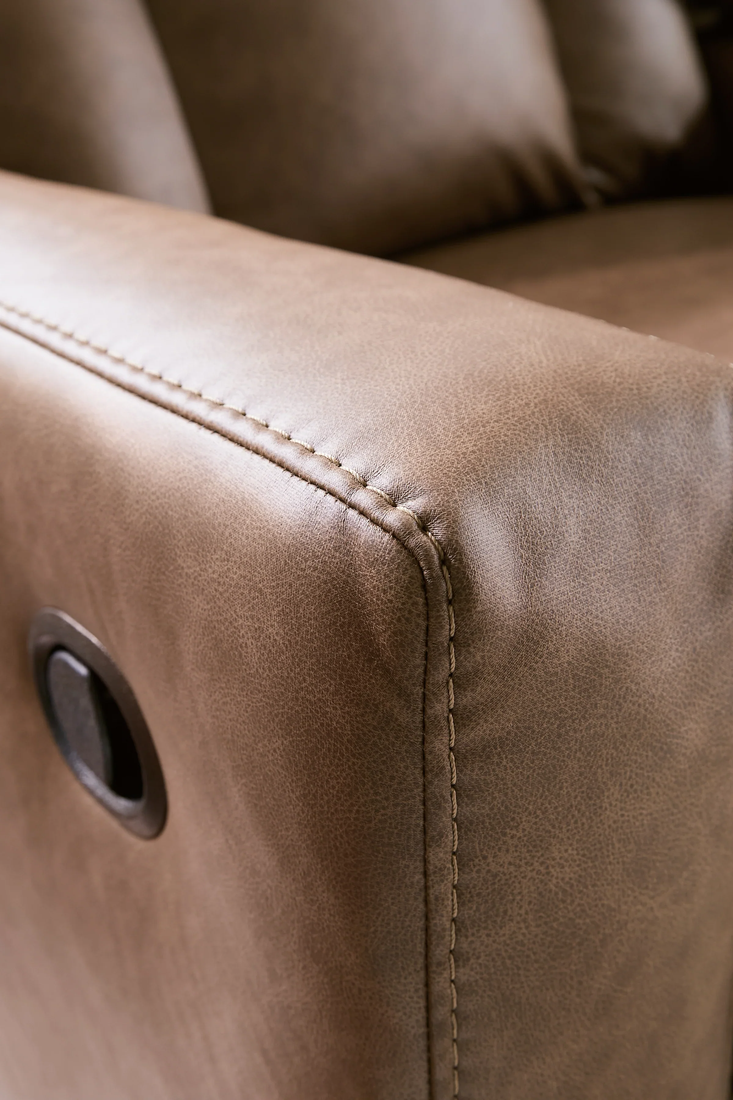 Mackmenville Caramel Reclining Sofa and Loveseat - Image 3