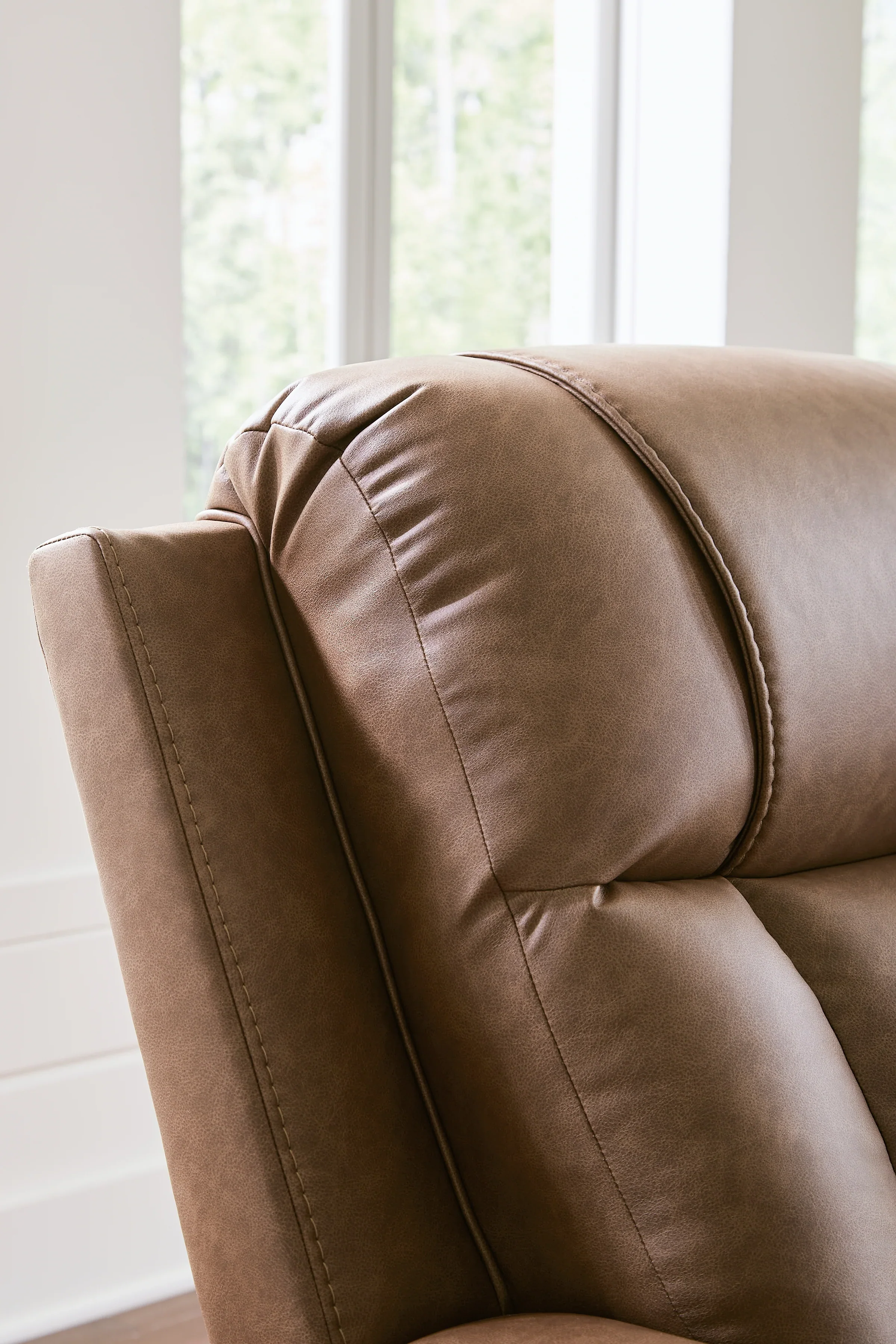 Mackmenville Caramel Reclining Sofa and Loveseat - Image 4