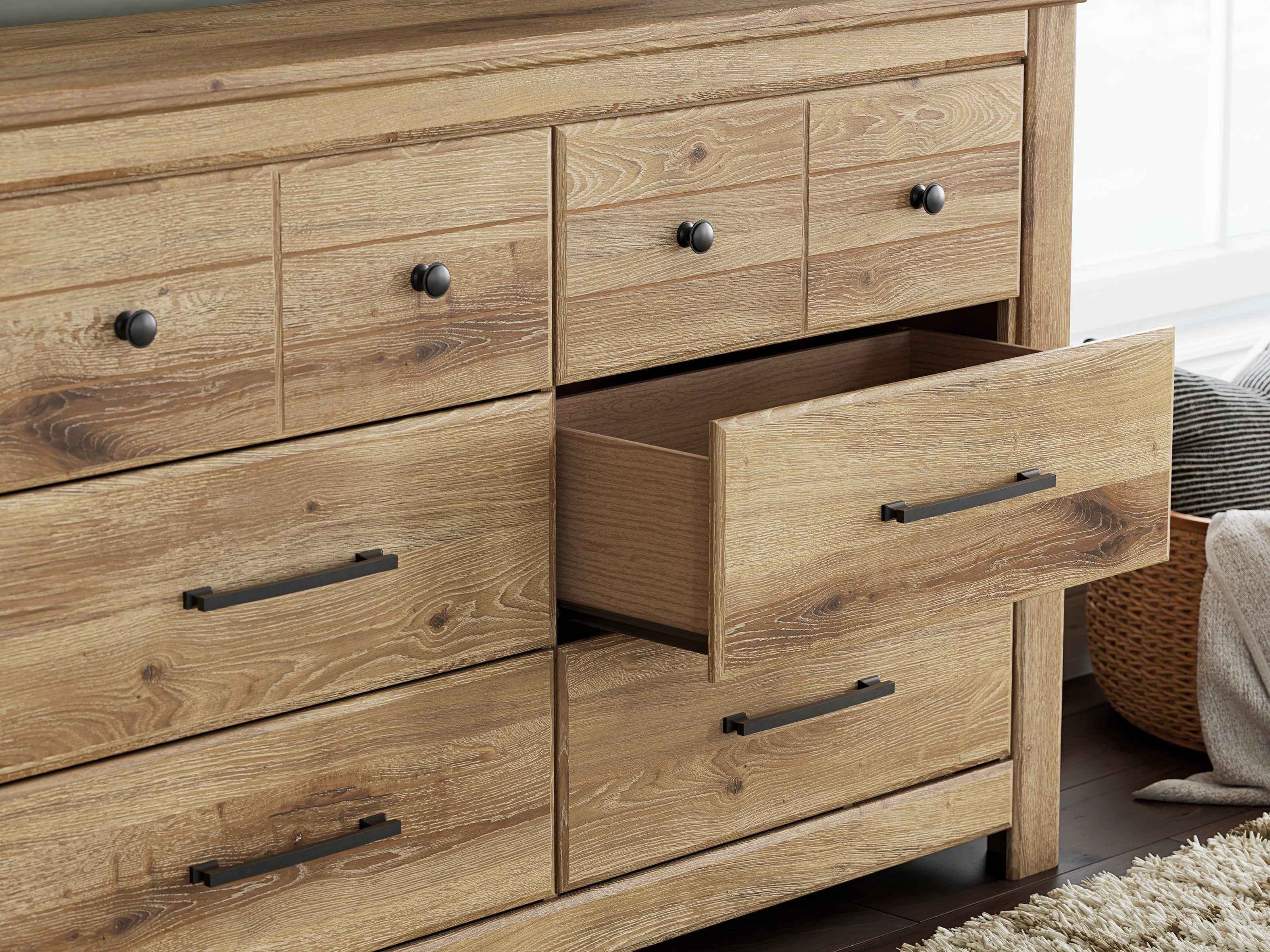 Makidern Tan Storage Youth Panel Bedroom Set with 6 Drawers - Image 10