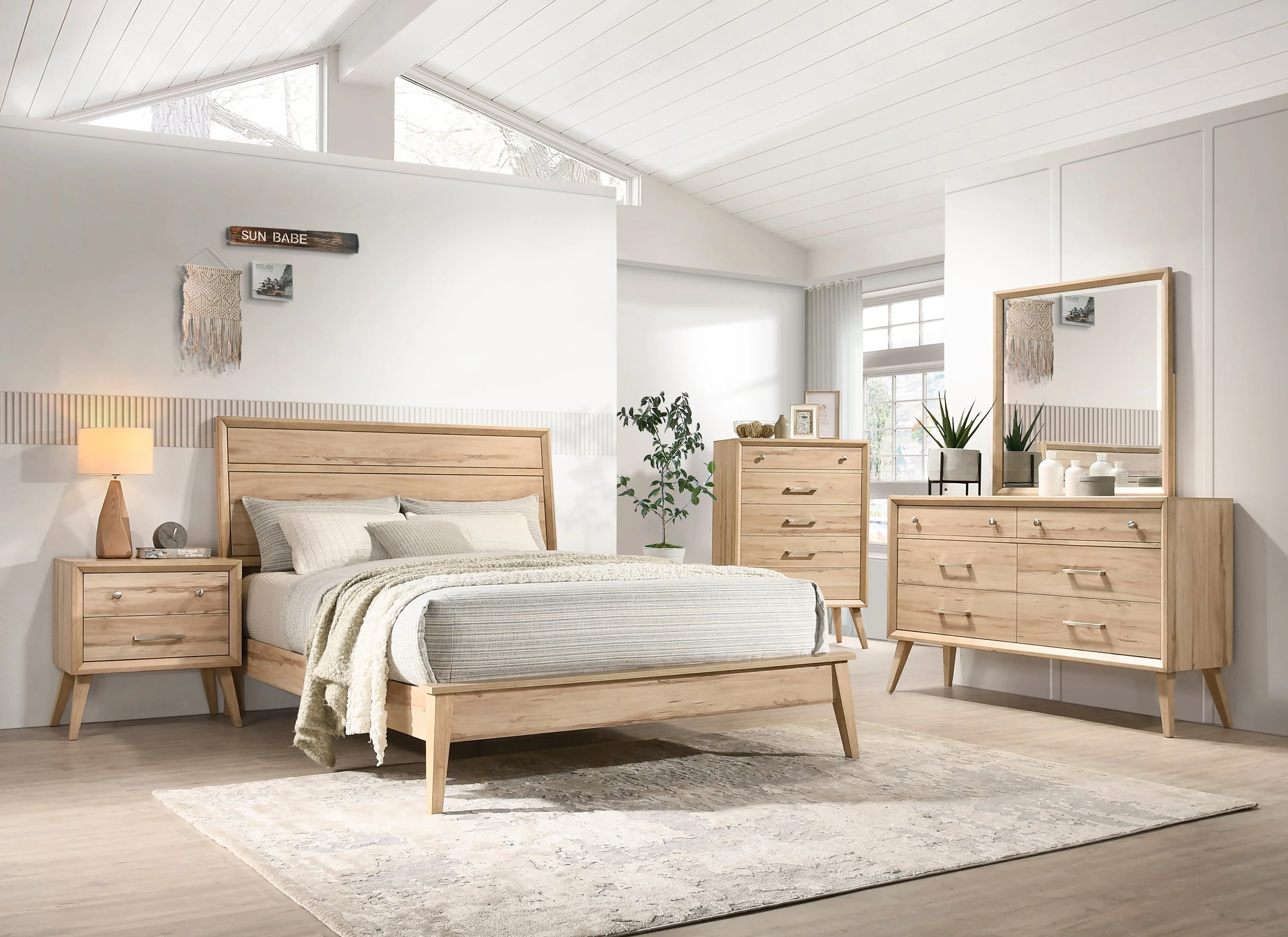 Marrin Natural Oak Queen Panel Bed - Image 4