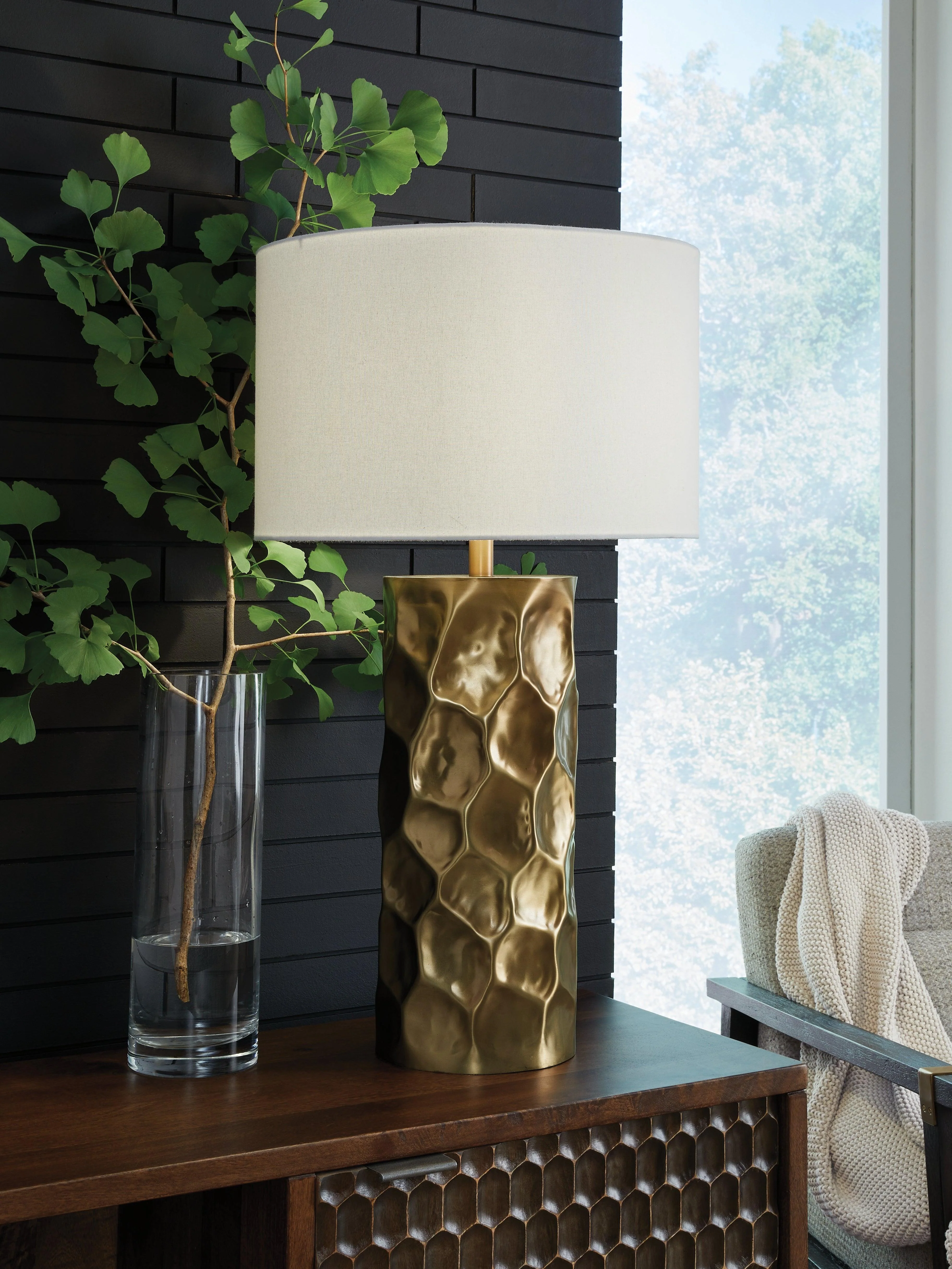 Marshawn Gold Finish Table Lamp - Image 5