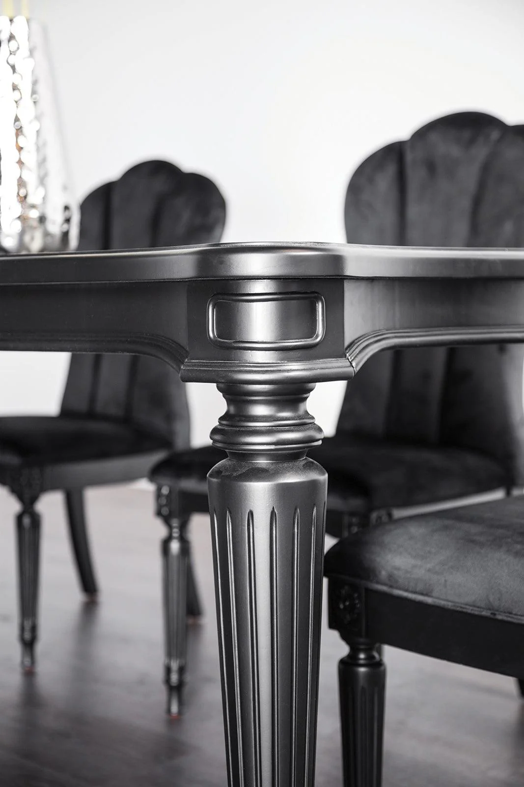 Melodi Parc Black Dining Table - Image 2