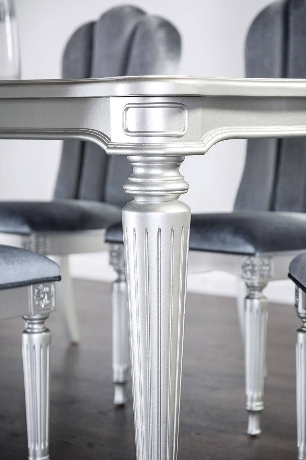 Melodi Parc Silver Dining Table - Image 4