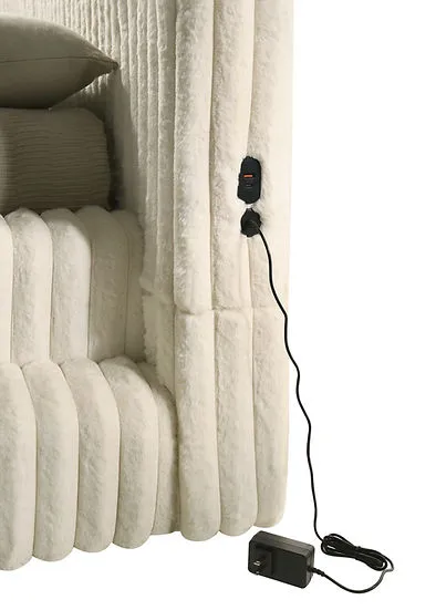 Micah Cream Queen Platform Bed - Image 3