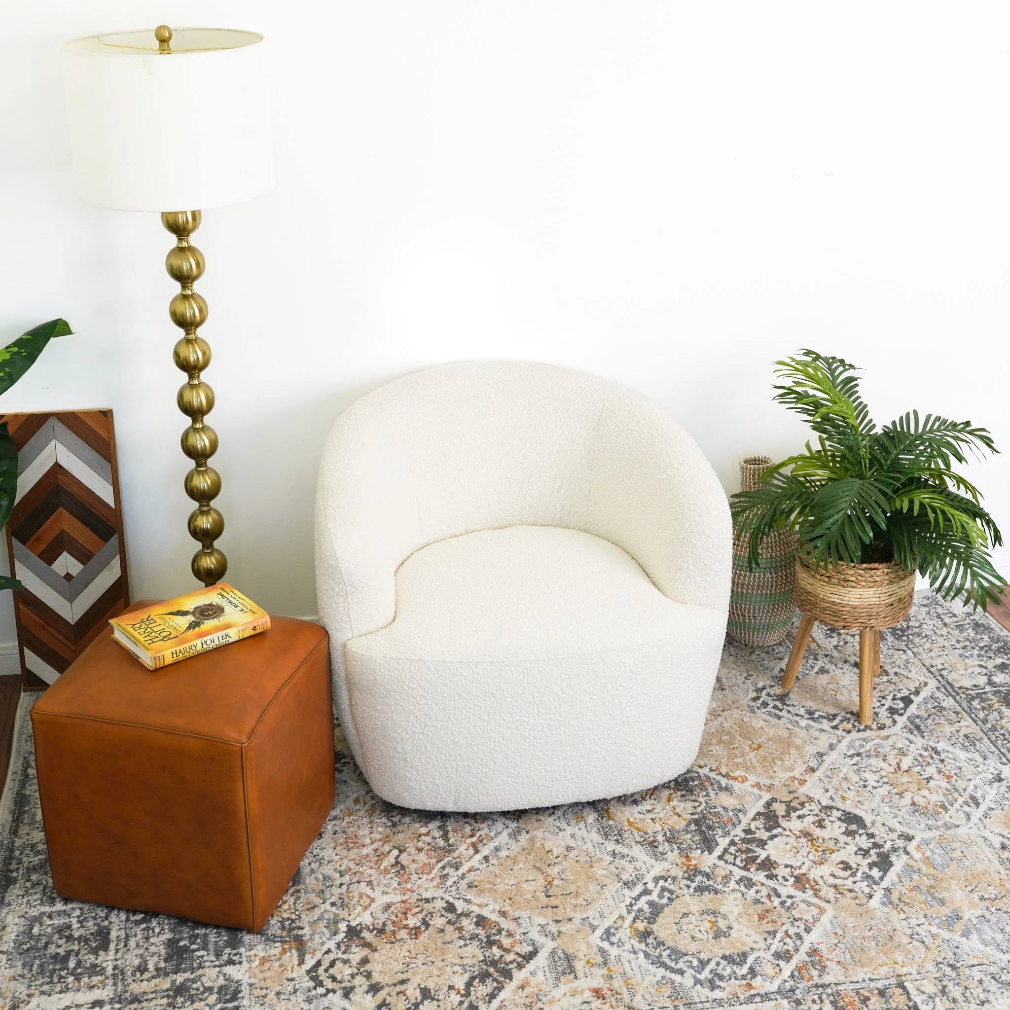 Mina White Boucle Swivel Chair - Image 4