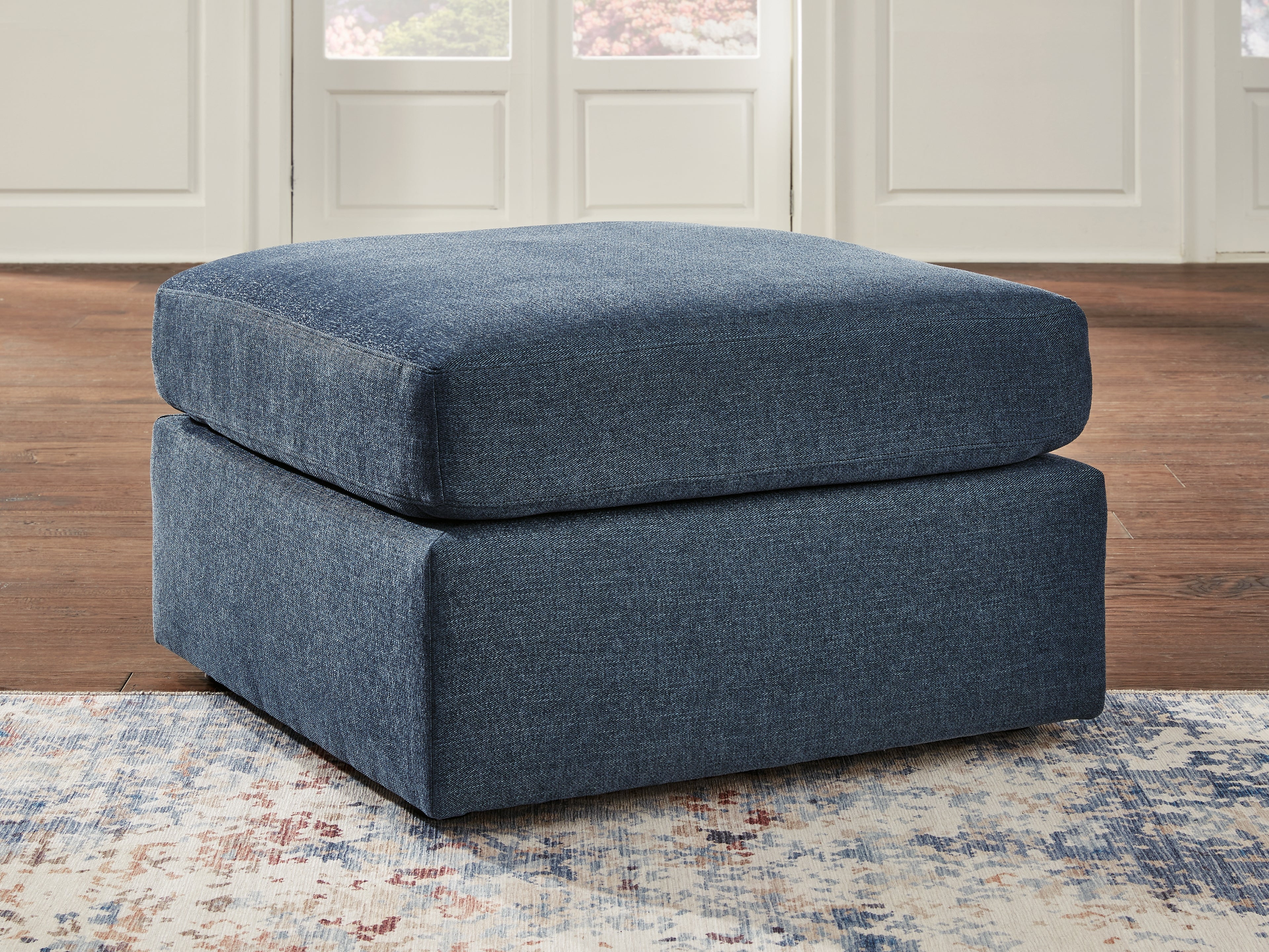 Modmax Ink 4-Piece Sectional with Ottoman - Image 7