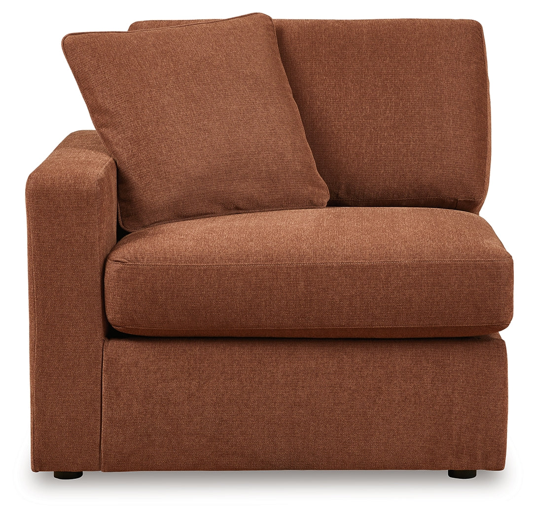 Modmax Spice 7-Piece Sectional and 2 Ottomans - Image 3
