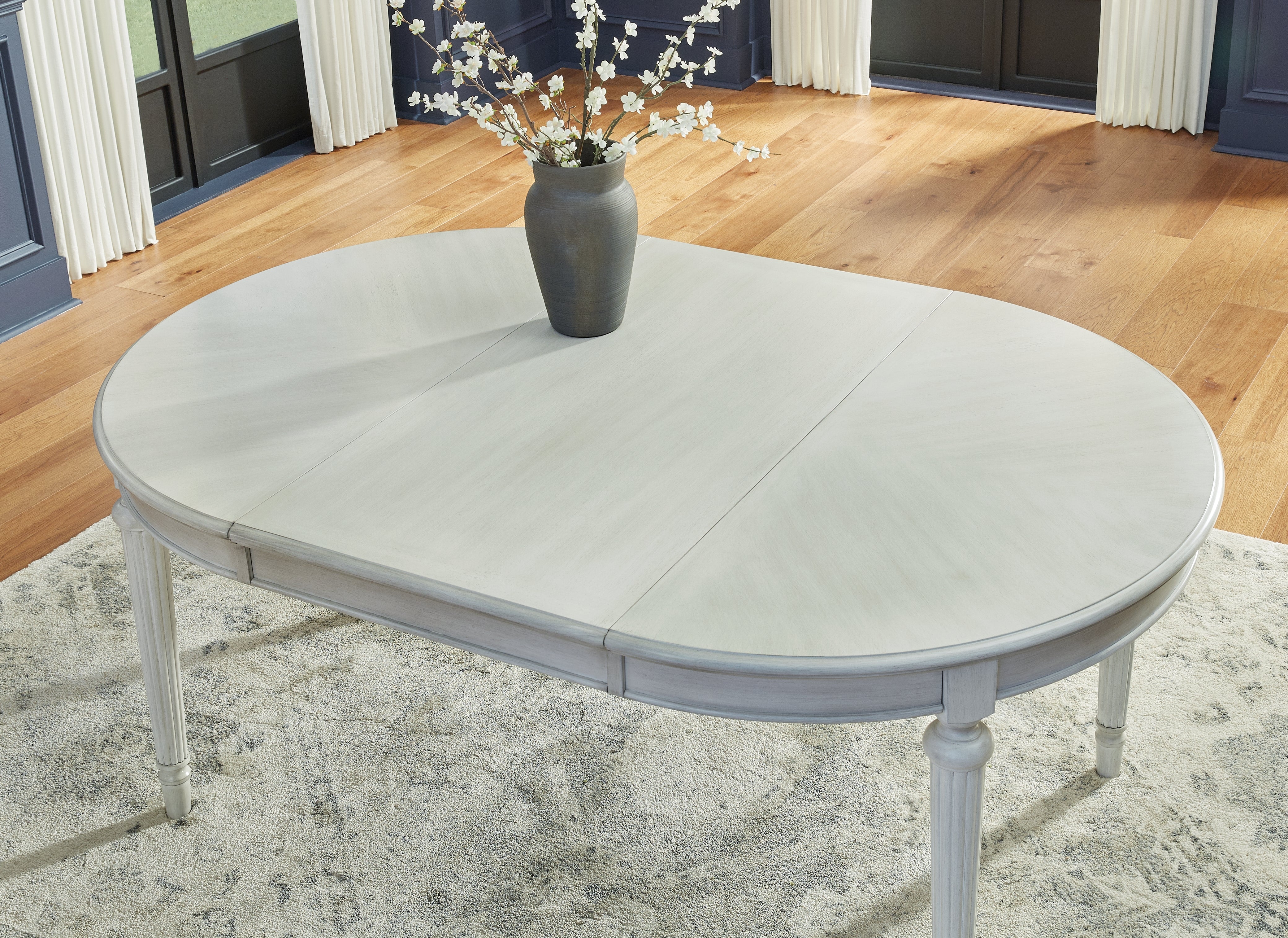 Montelaine Antique White Dining Table and 6 Chairs - Image 3