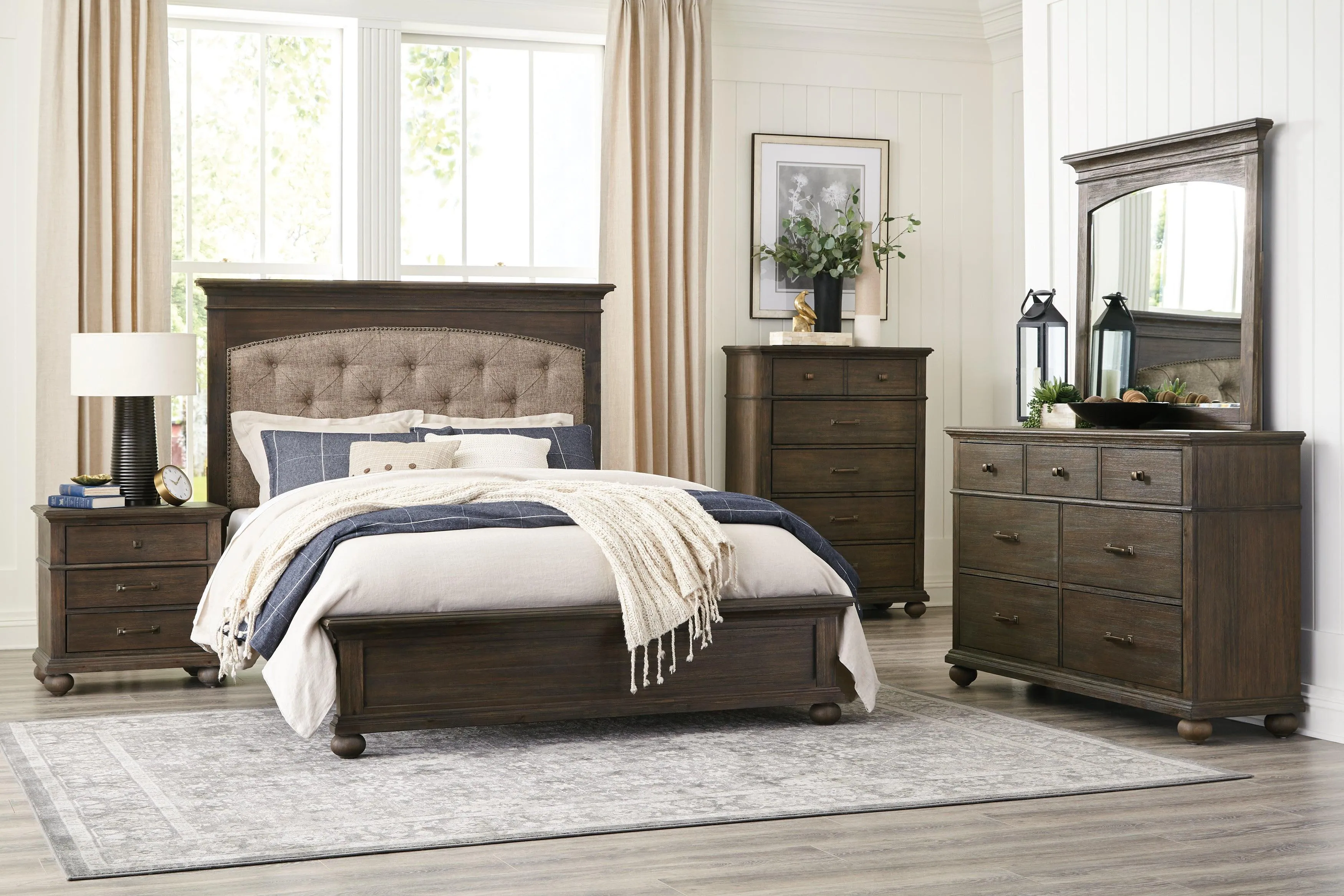 Motsinger Brown Queen Upholstered Panel Bed - Image 2