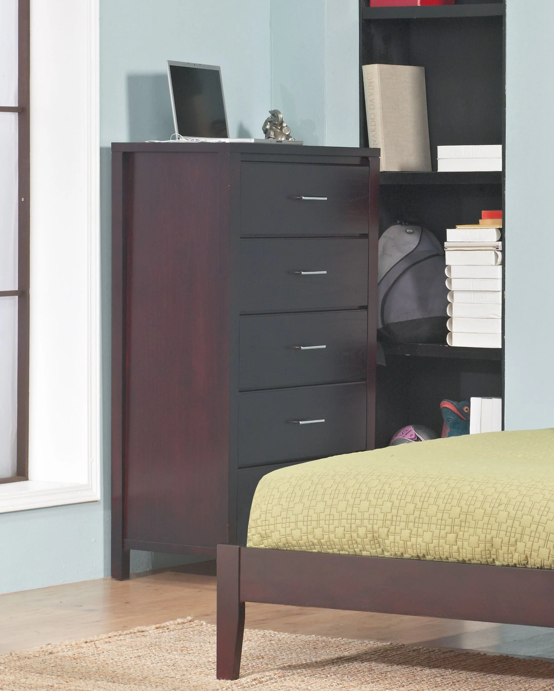 Nevis Five Drawer Chest in Espresso - Image 6