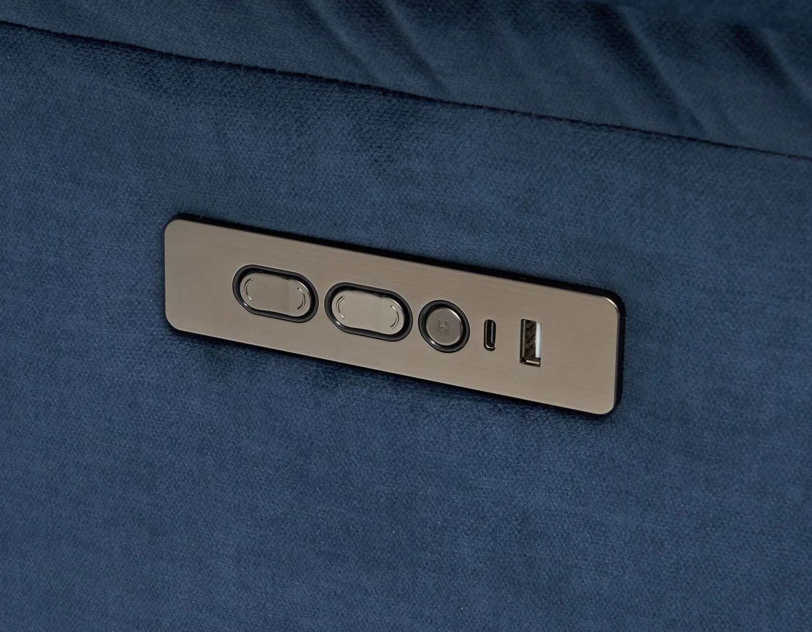 Olsen Indigo Dual-Power Zero-Gravity Recliner - Image 10