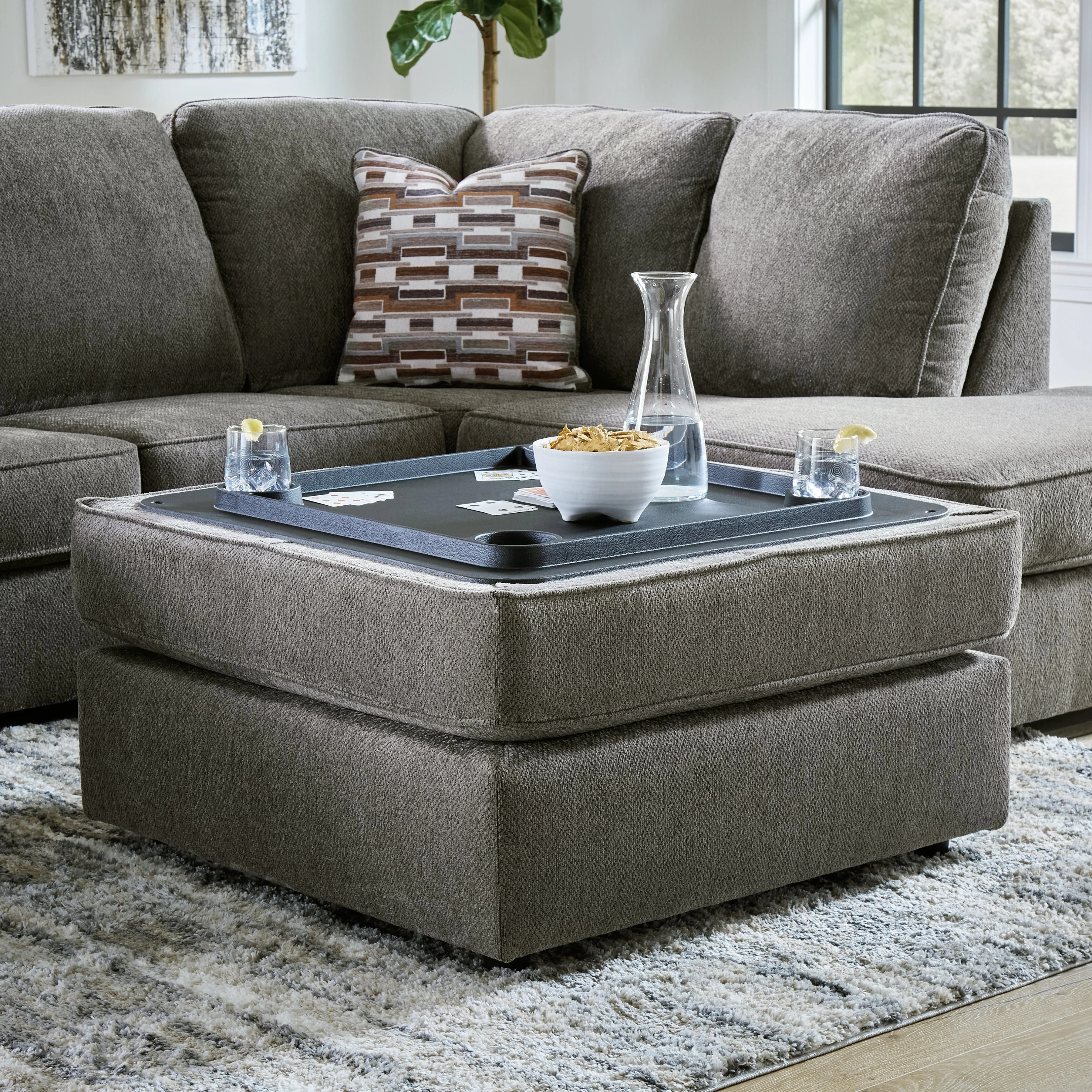 O'Phannon Putty 2-Piece Sectional with Ottoman - Image 14