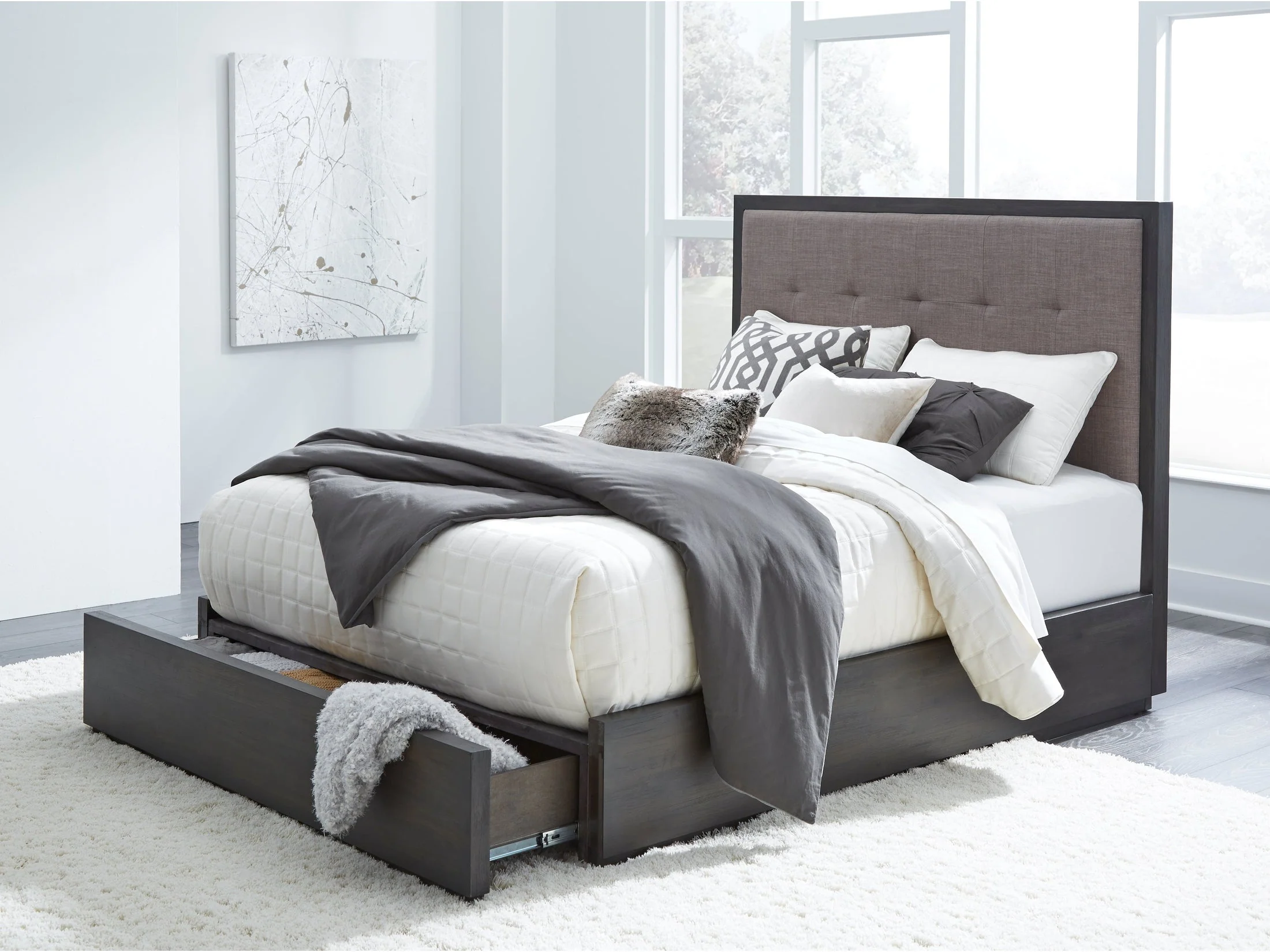 Oxford Upholstered Footboard Queen Storage Bed in Dolphin