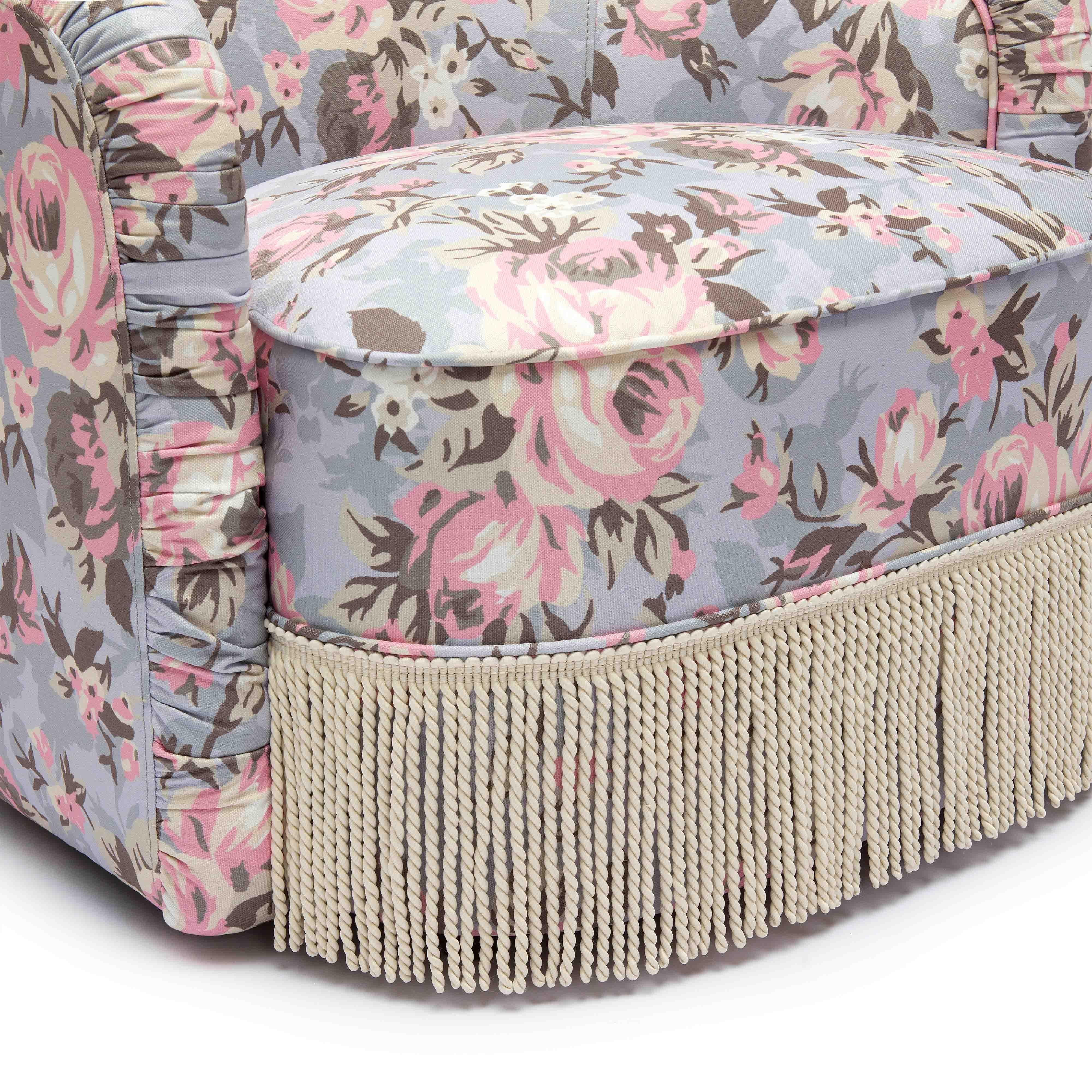 Pamela Spring Floral Print Tasseled Lounge Chair - Image 5