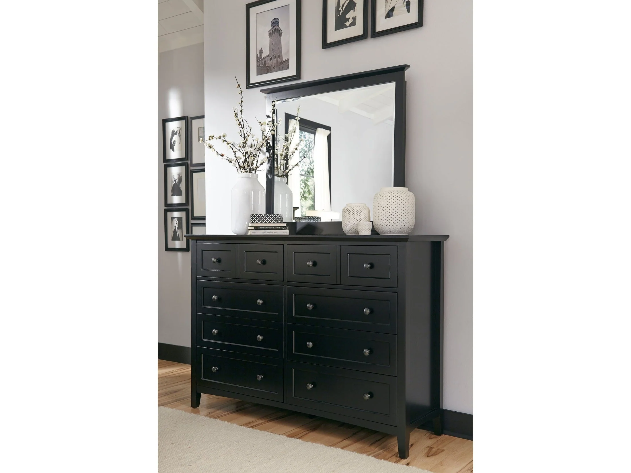 Paragon Eight Drawer Dresser in Black
