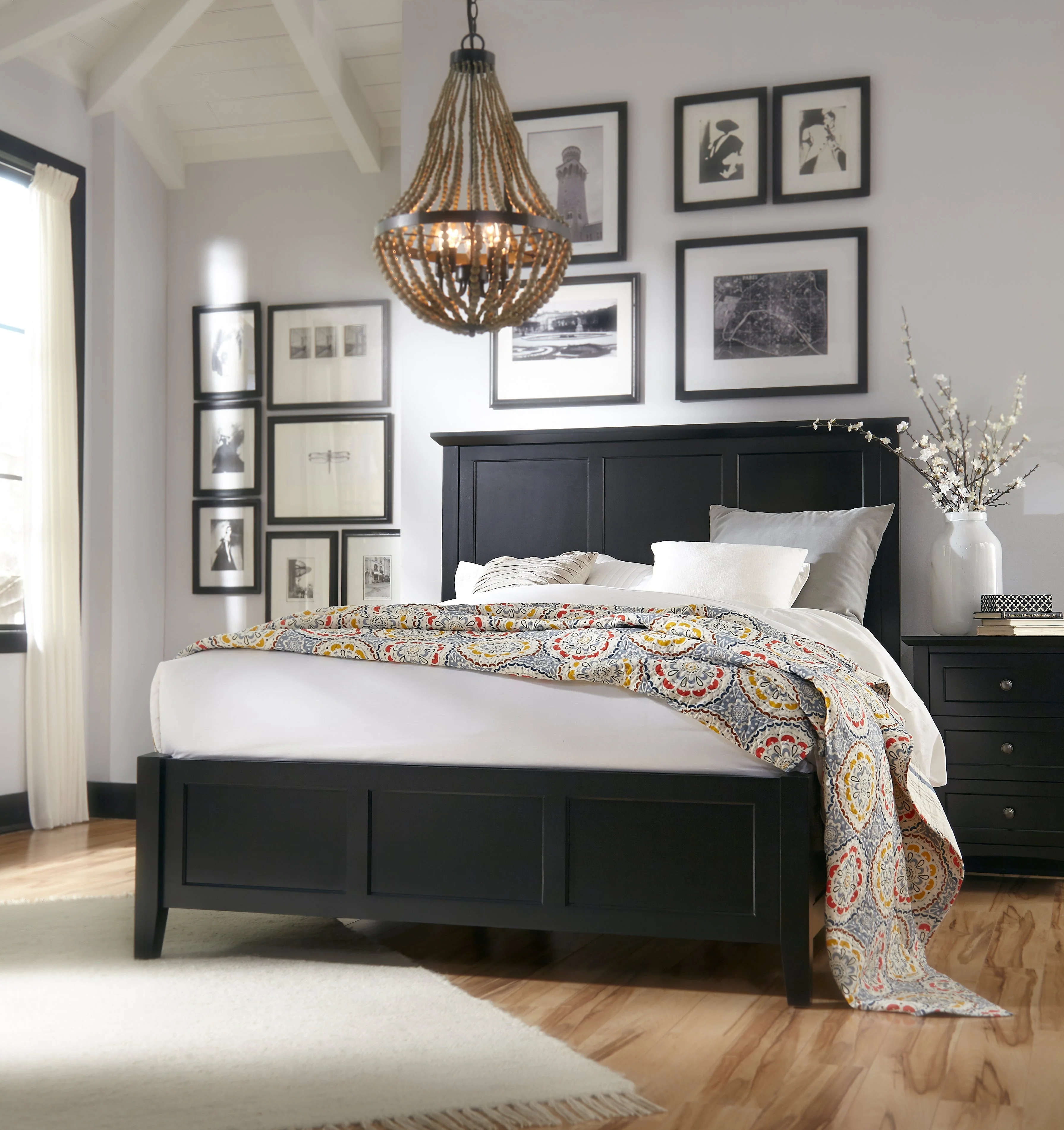 Paragon Wood Queen Panel Bed in Black - Image 2