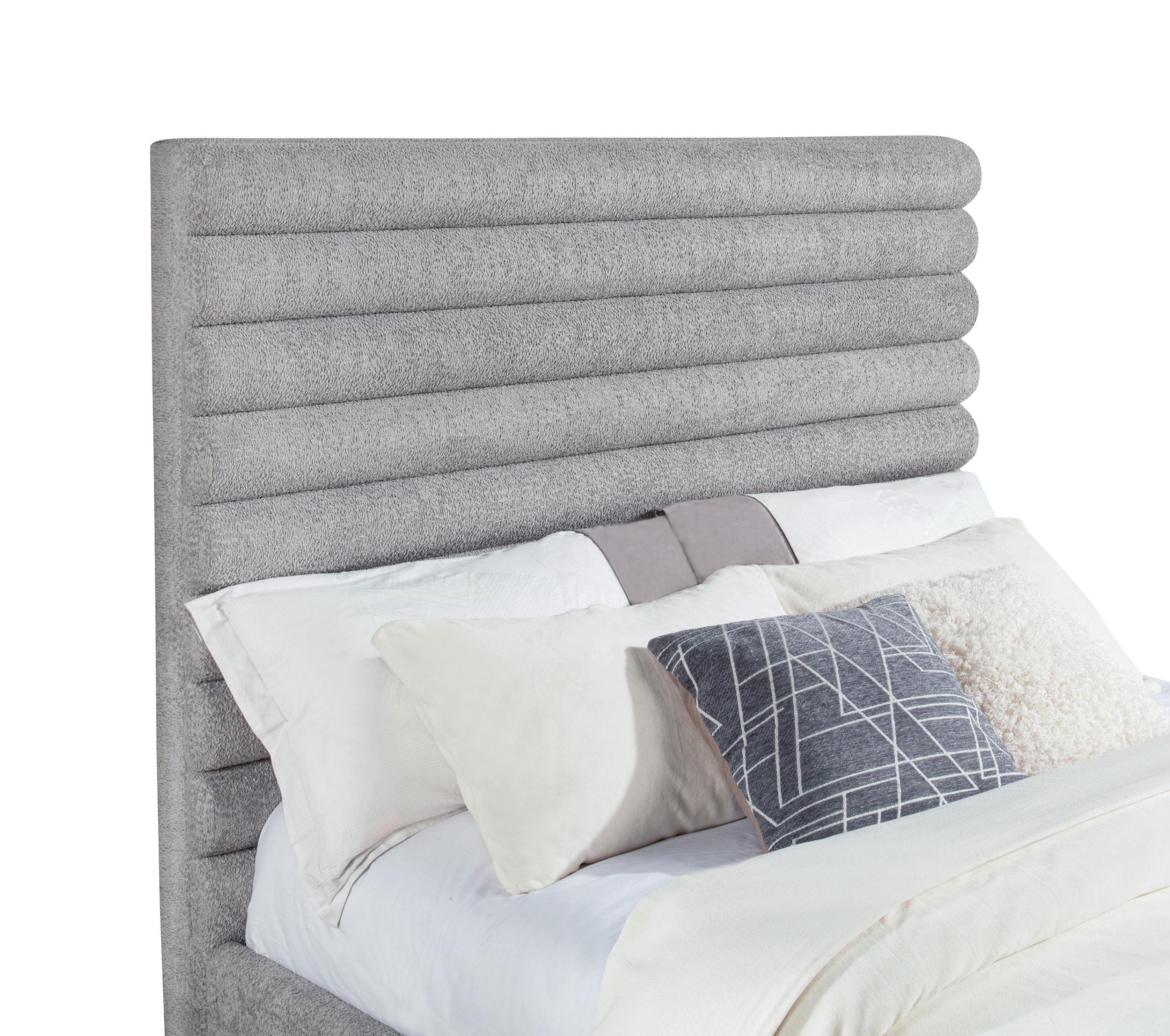 Patricia Grey 58-inch Boucle Upholstered Queen Bed - Image 3