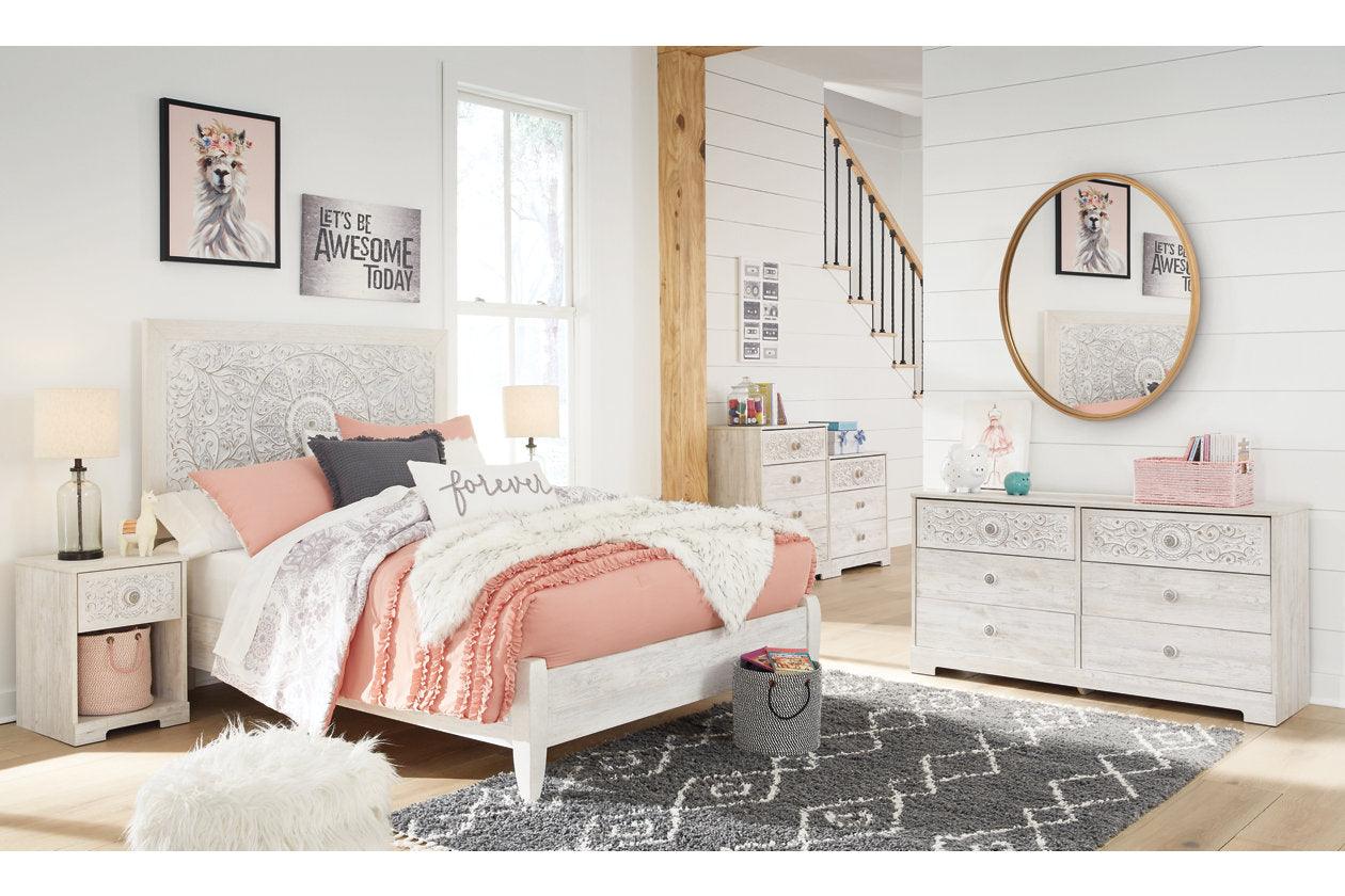 Paxberry Whitewash Dresser - Image 4