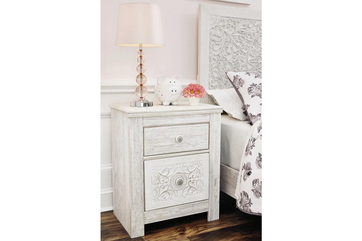Paxberry Whitewash Nightstand - Image 6