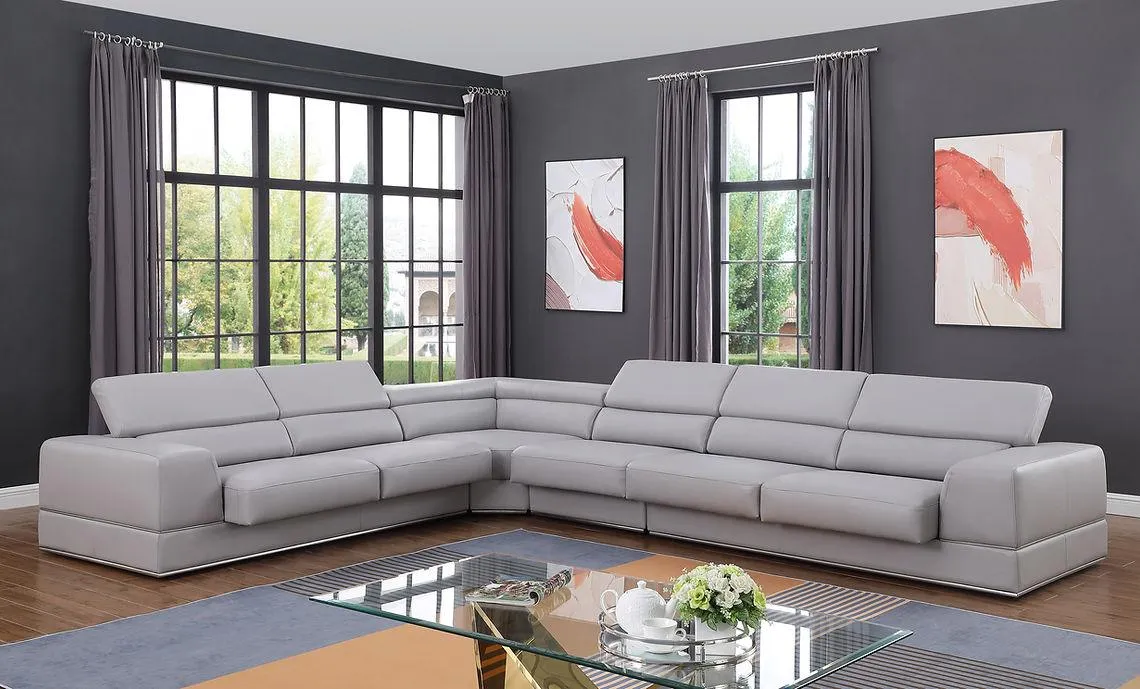 Pella Light Grey Sectional - Image 2