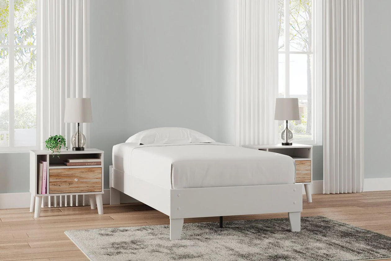 Piperton White Twin Platform Bed - Image 2