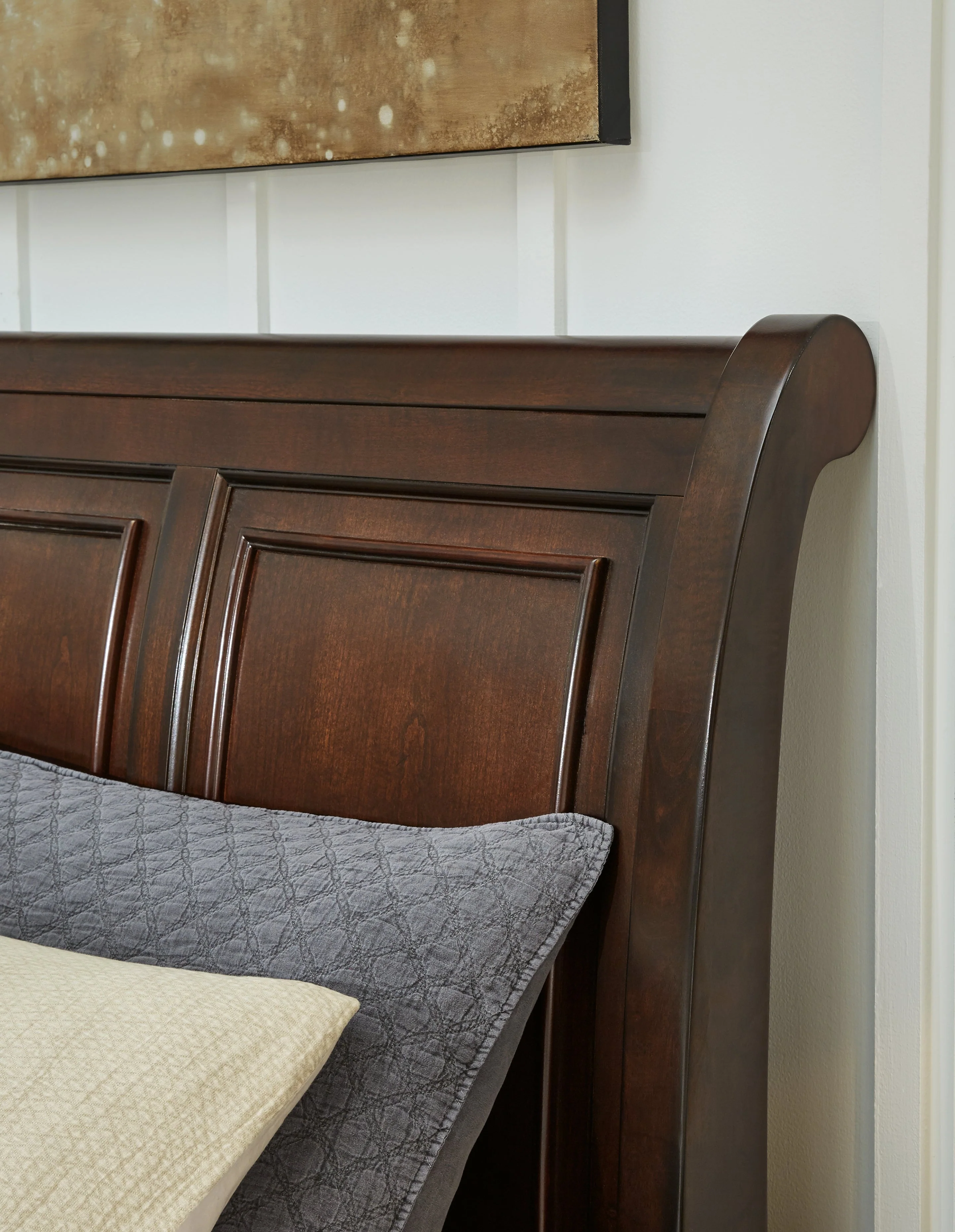 Porter Rustic Brown Sleigh Platform Bedroom Set - Image 3