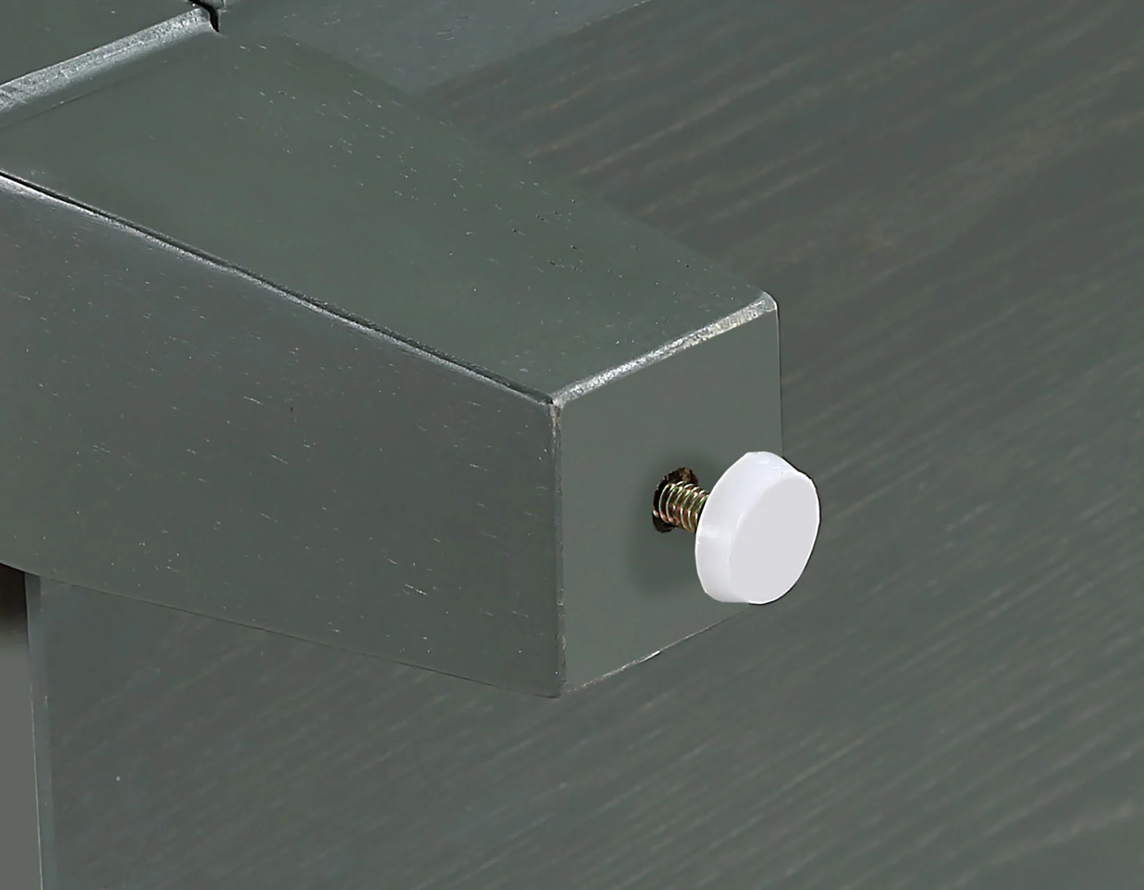 Preston Green Server - Image 4