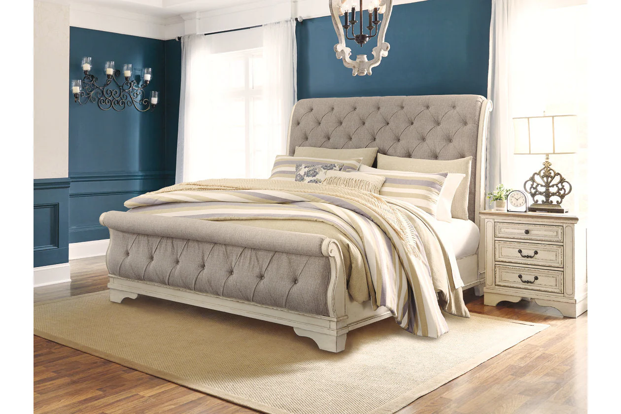 Realyn Chipped White Upholstered Sleigh Bedroom Set - Image 7