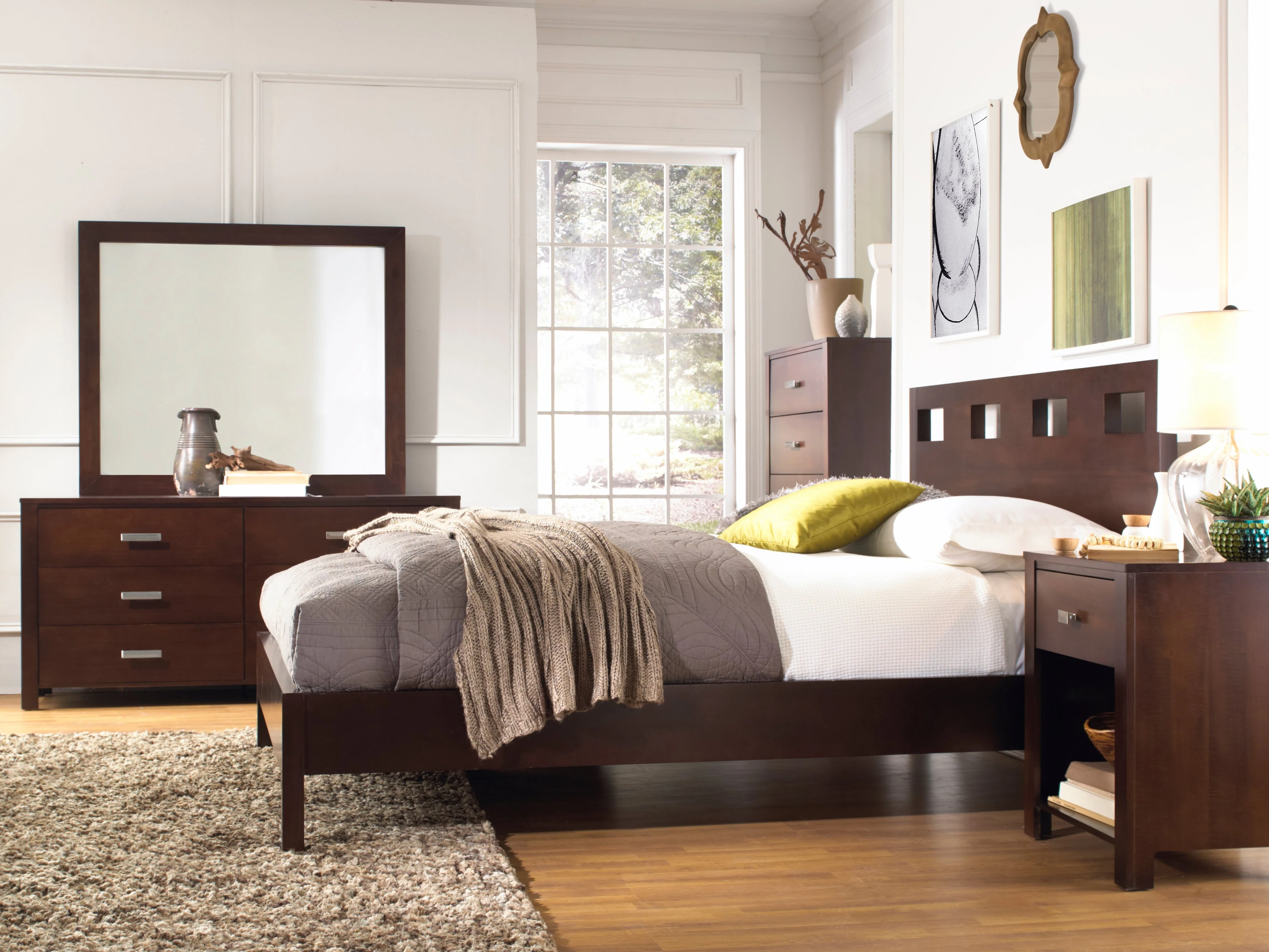 Riva One Drawer Nightstand in Chocolate Brown - Image 3